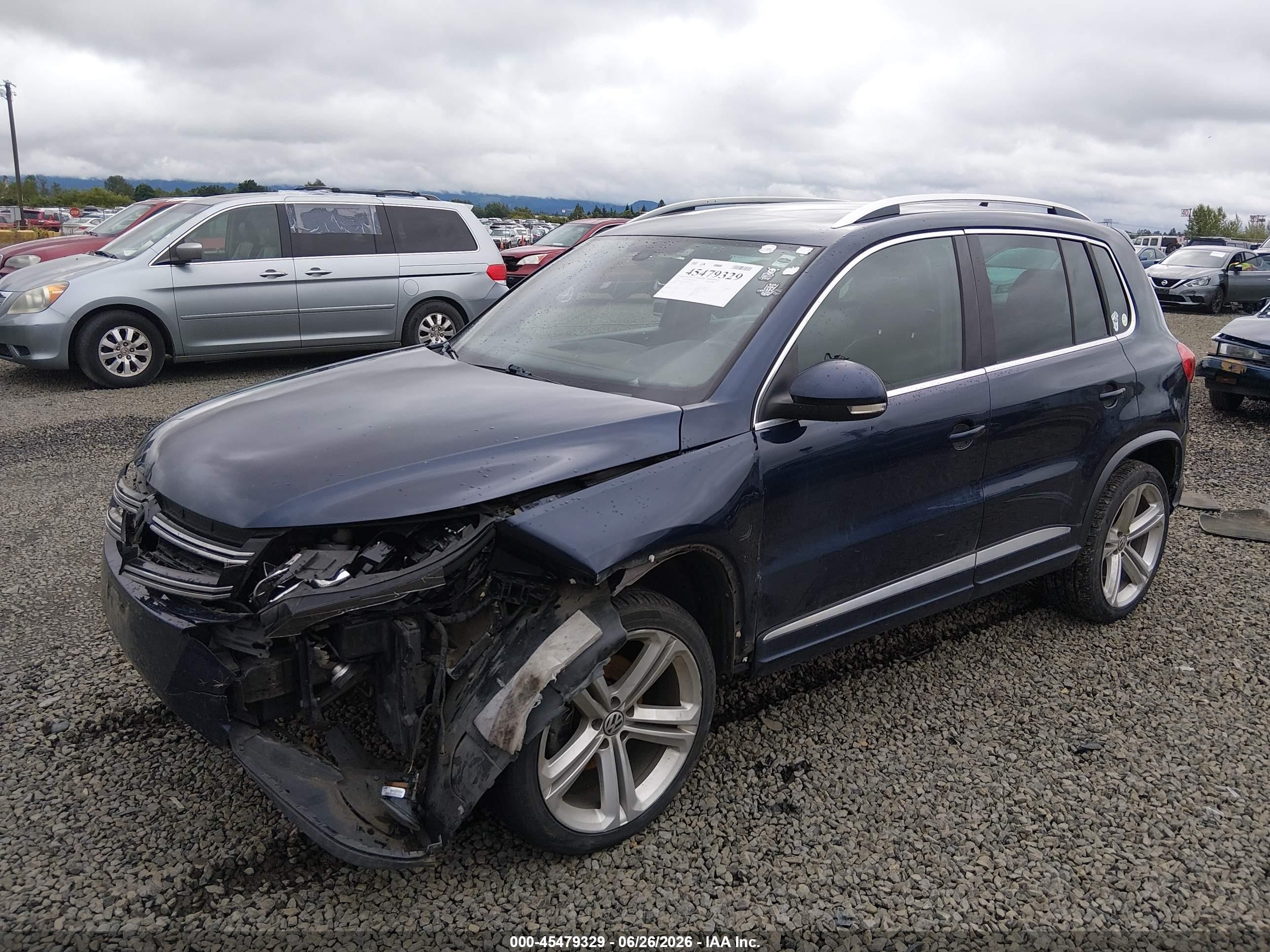 2015 Volkswagen Tiguan R-line Синий vin: WVGAV7AX8FW550221