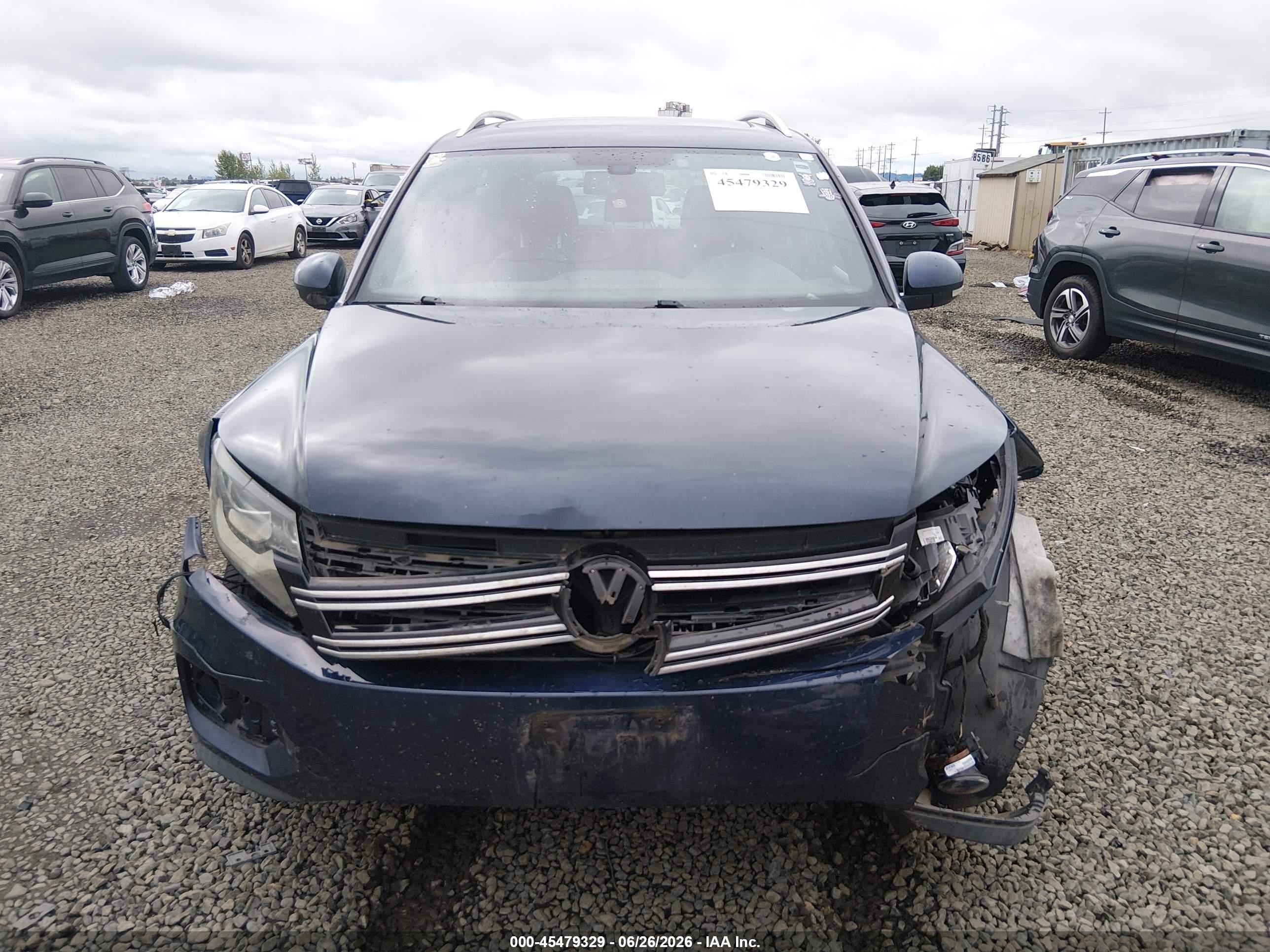 2015 Volkswagen Tiguan R-line Синий vin: WVGAV7AX8FW550221