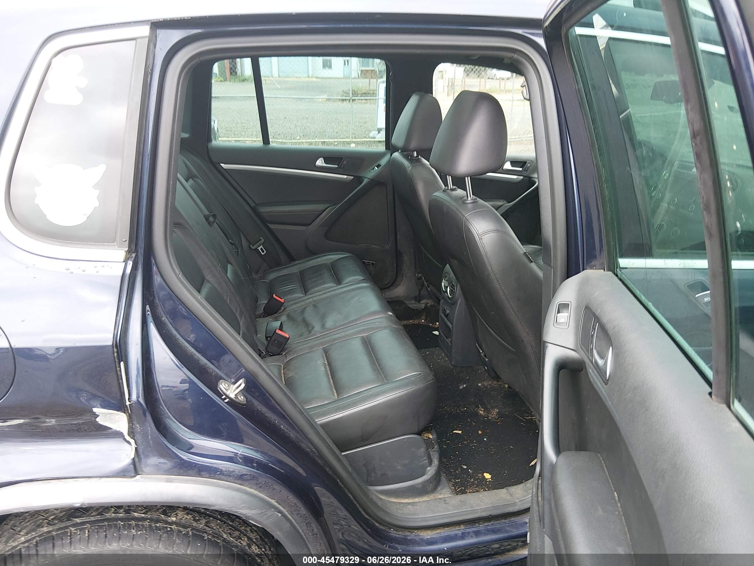 2015 Volkswagen Tiguan R-line Синий vin: WVGAV7AX8FW550221