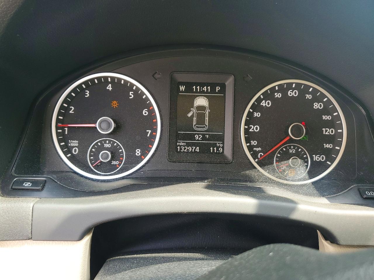 2010 Volkswagen Tiguan S Белый vin: WVGAV7AX9AW519844