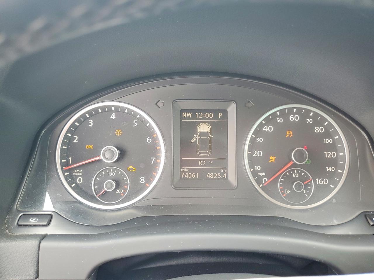 2011 Volkswagen Tiguan S Silver vin: WVGAV7AX9BW504245