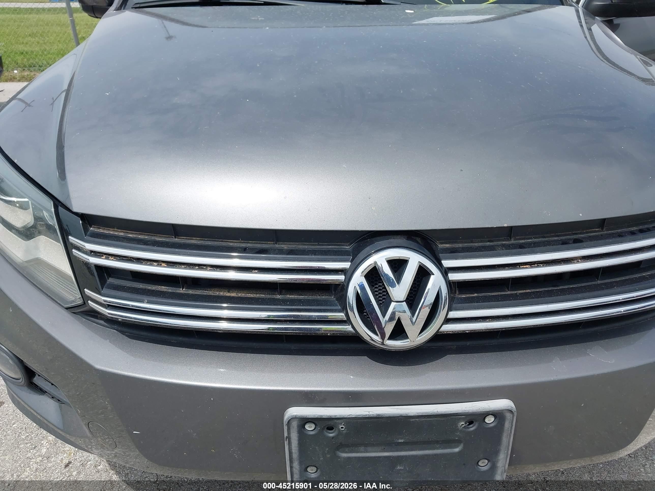 2012 Volkswagen Tiguan Sel Gray vin: WVGAV7AX9CW002255