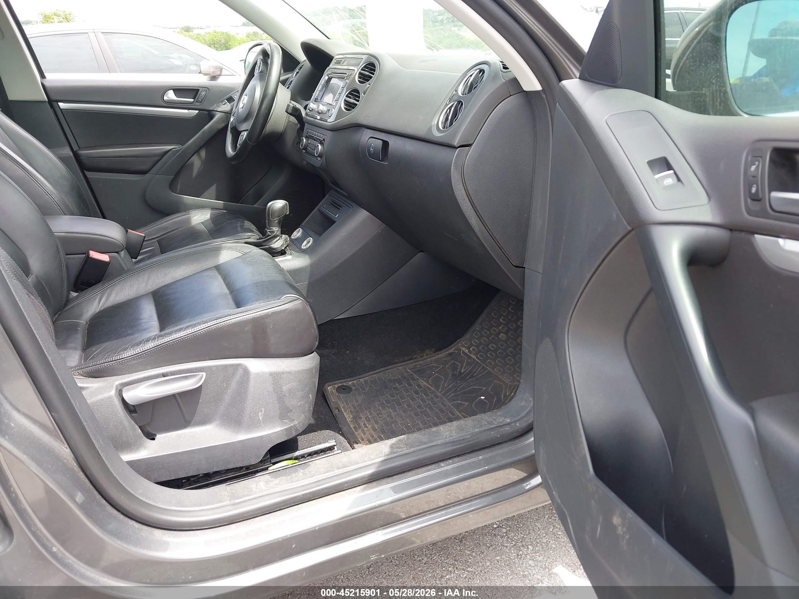 2012 Volkswagen Tiguan Sel Gray vin: WVGAV7AX9CW002255