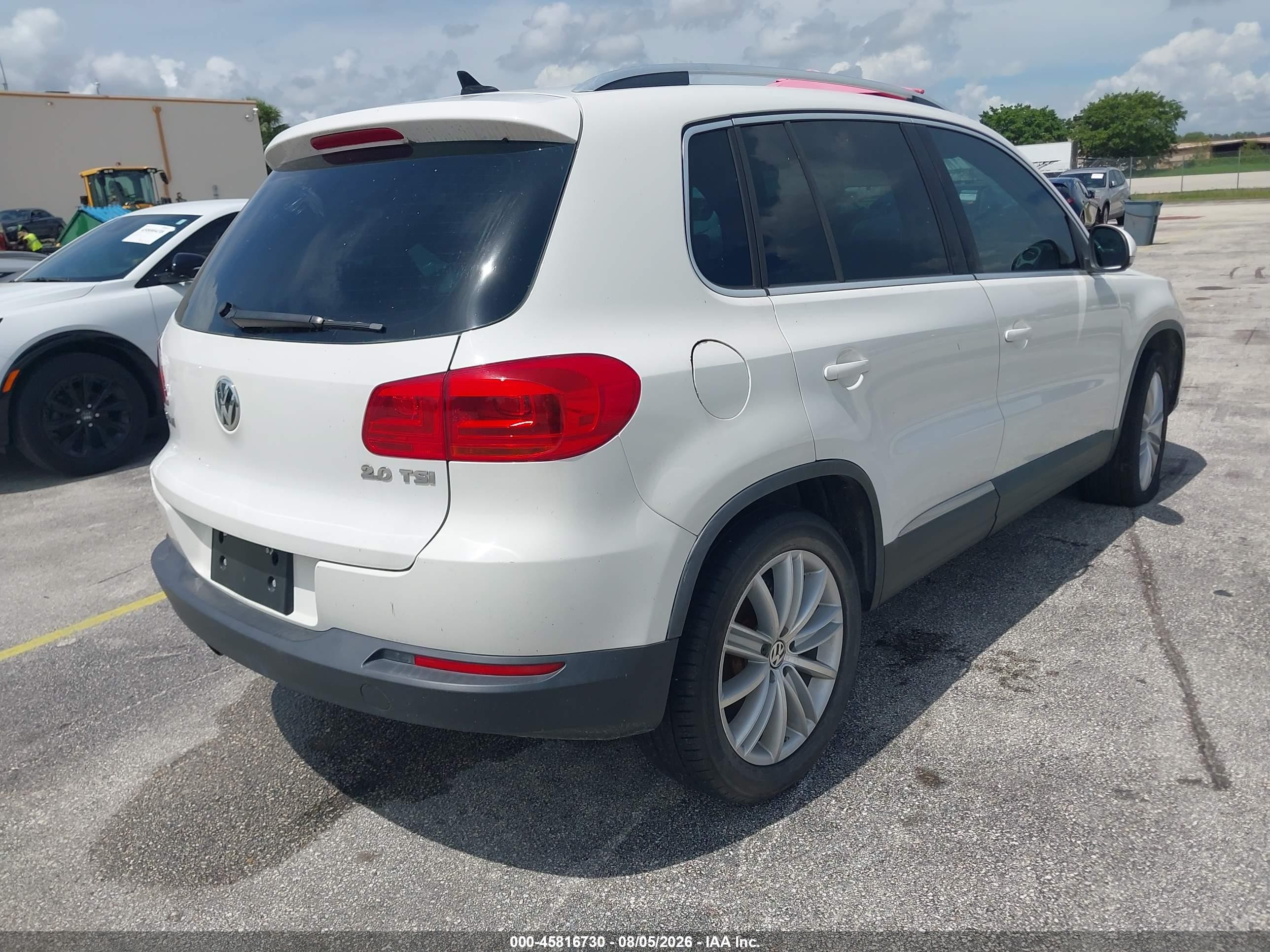 2012 Volkswagen Tiguan Se White vin: WVGAV7AX9CW532872