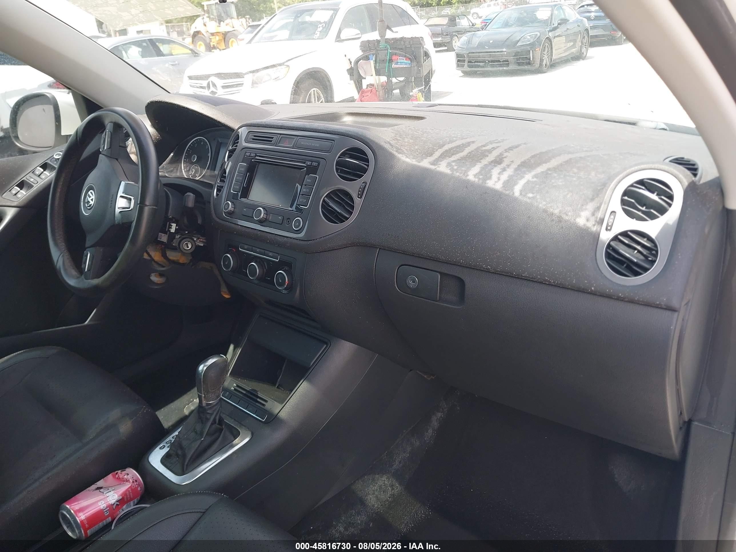 2012 Volkswagen Tiguan Se White vin: WVGAV7AX9CW532872