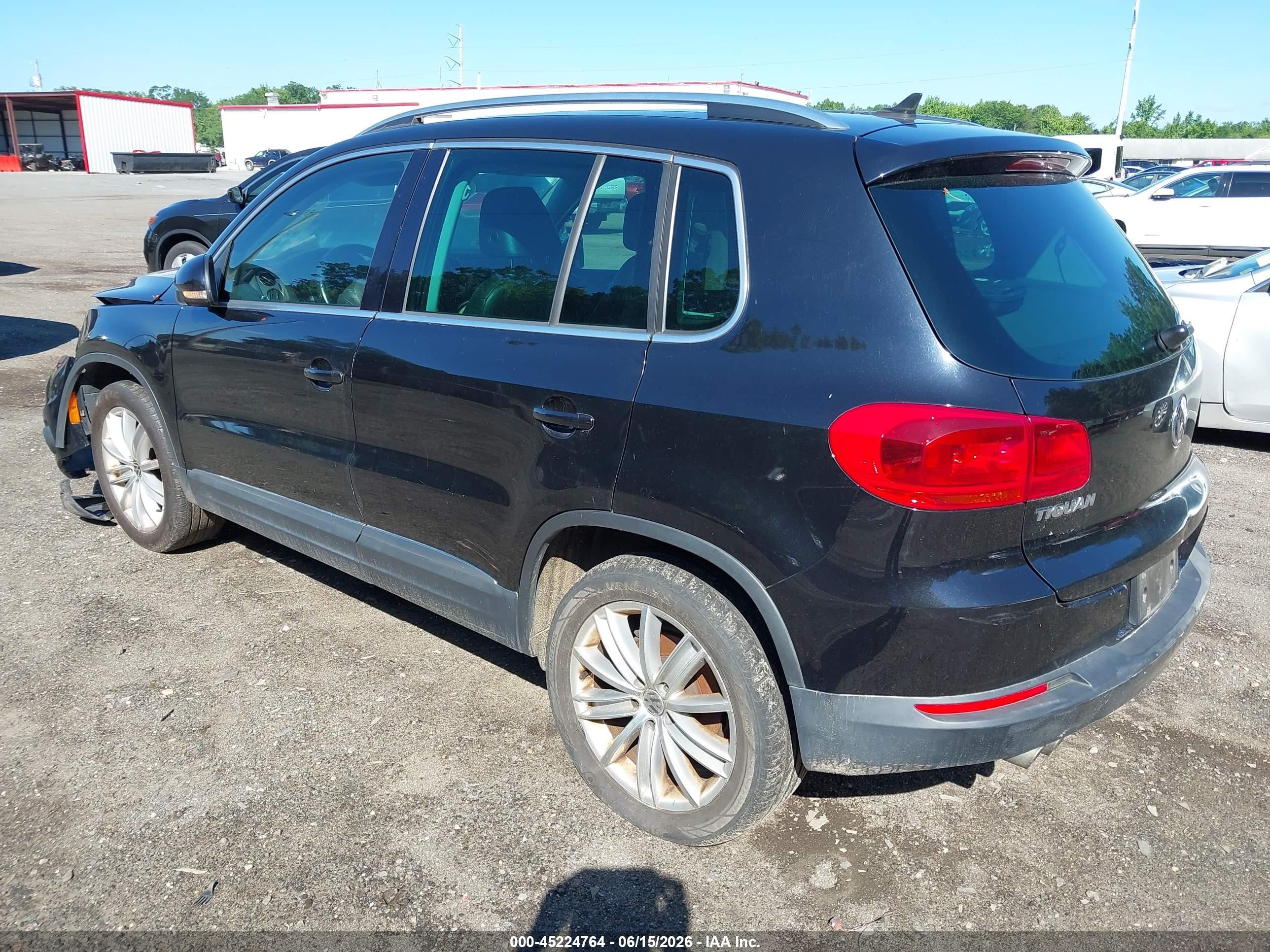 2013 Volkswagen Tiguan S/se/sel Black vin: WVGAV7AX9DW503549