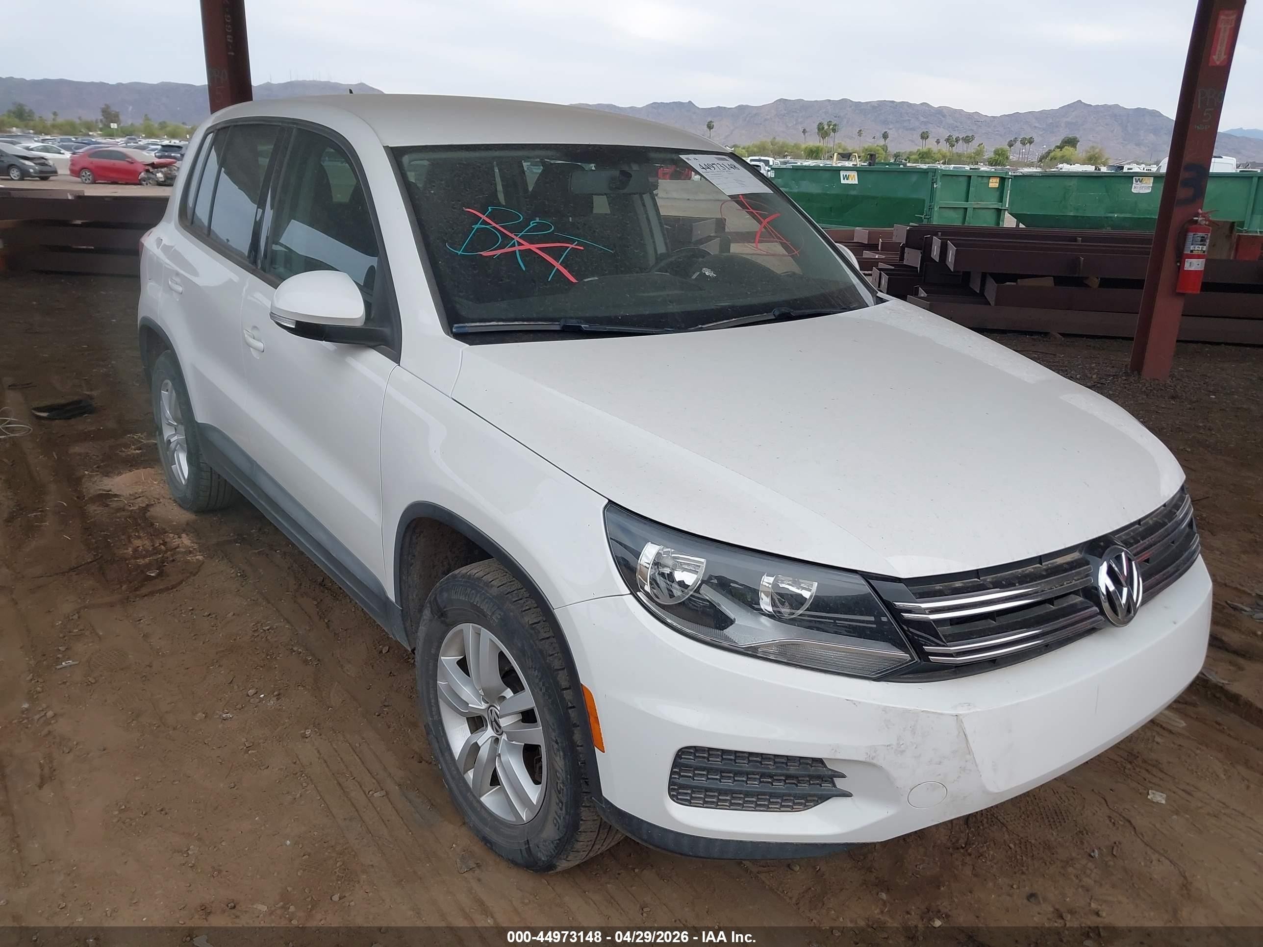 2013 Volkswagen Tiguan S Белый vin: WVGAV7AX9DW504927
