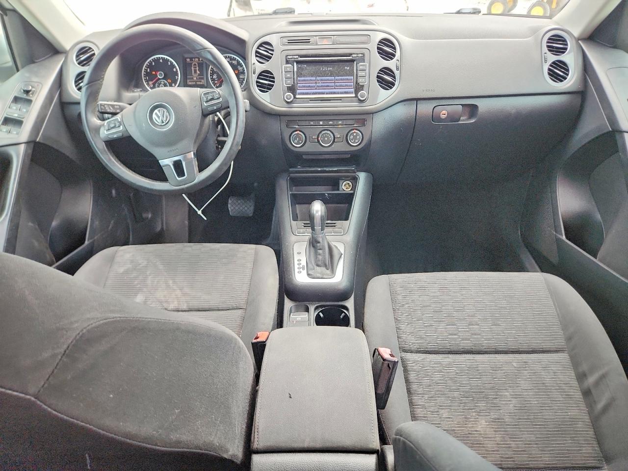 2015 Volkswagen Tiguan S Silver vin: WVGAV7AX9FW500847