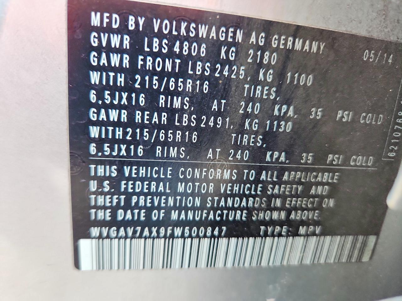 2015 Volkswagen Tiguan S Silver vin: WVGAV7AX9FW500847