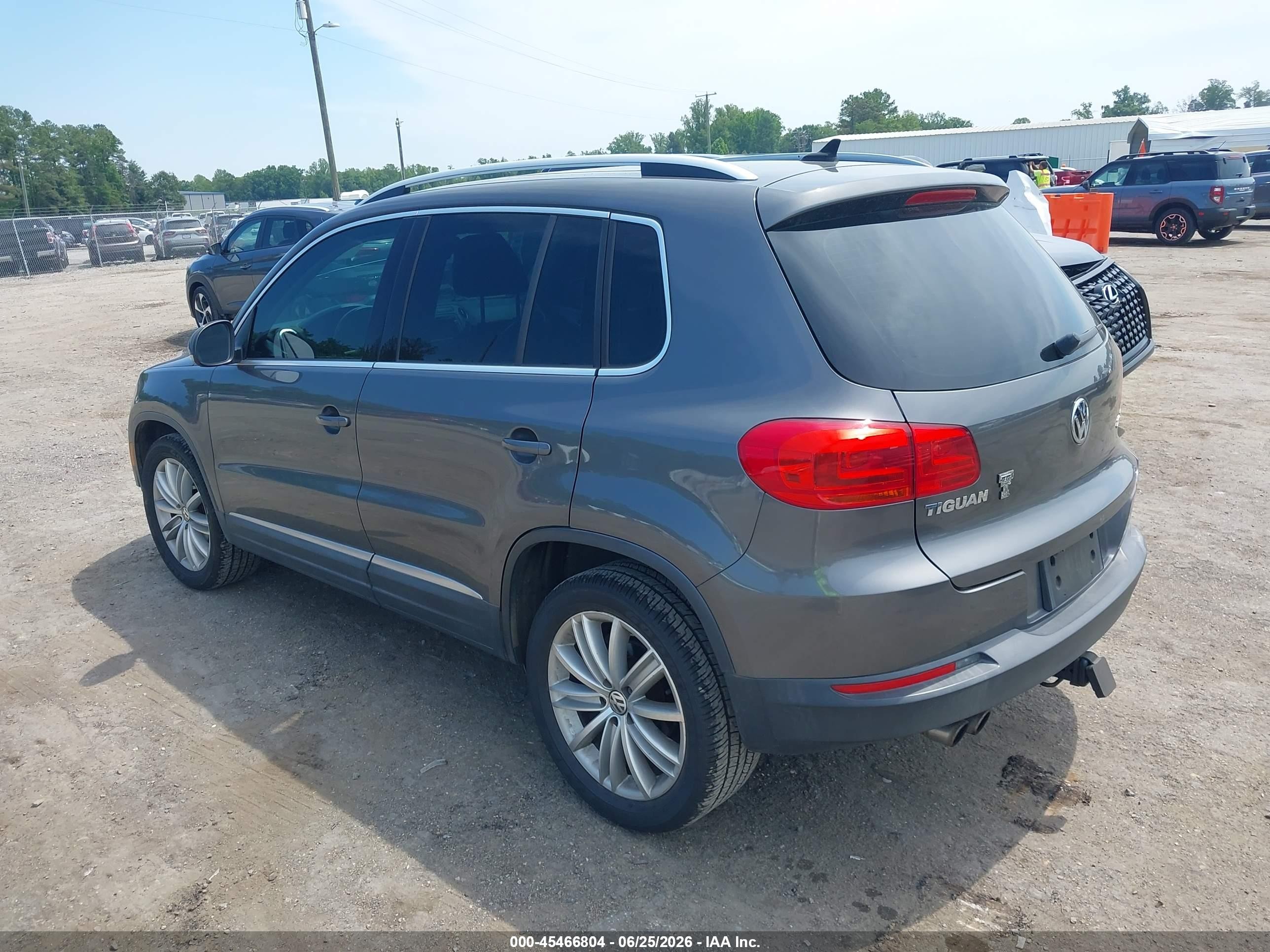 2015 Volkswagen Tiguan Se Gray vin: WVGAV7AX9FW506082