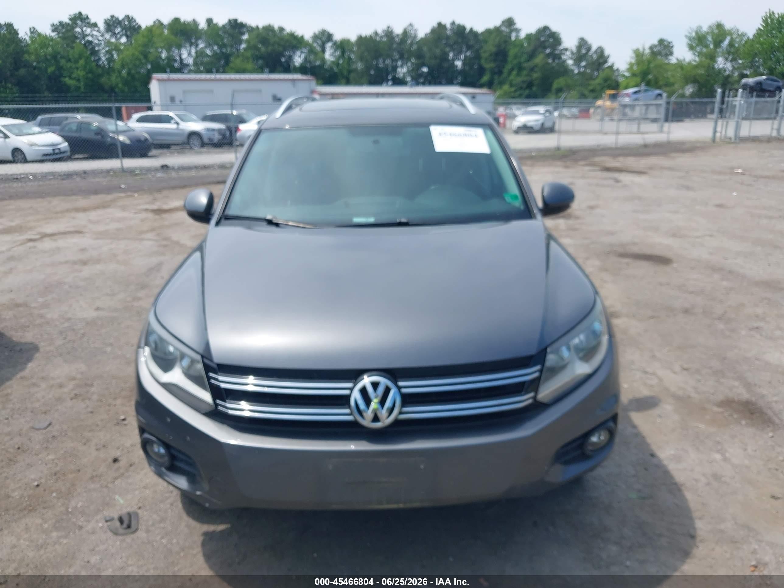 2015 Volkswagen Tiguan Se Gray vin: WVGAV7AX9FW506082