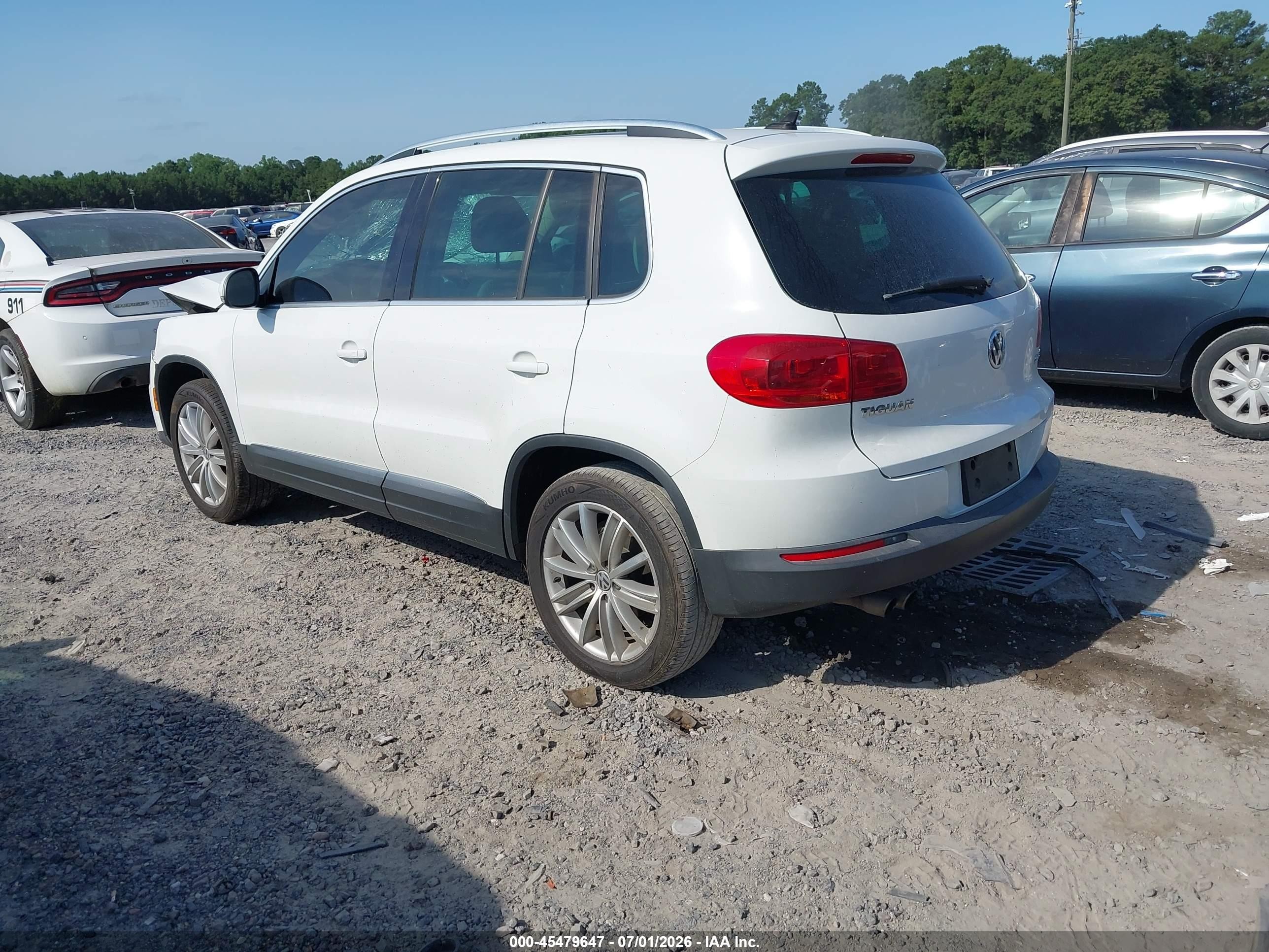 2015 Volkswagen Tiguan Sel Белый vin: WVGAV7AX9FW558635