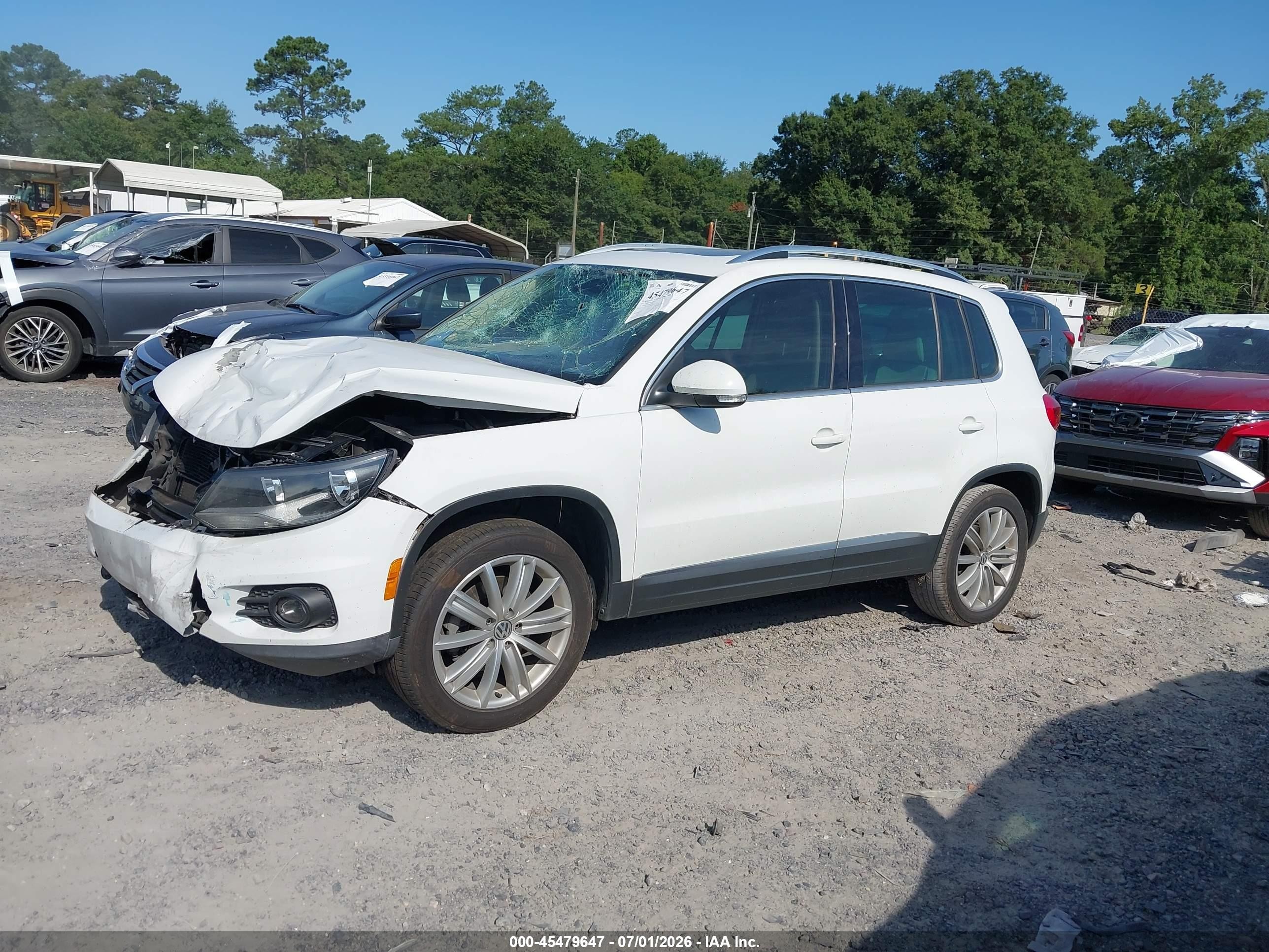 2015 Volkswagen Tiguan Sel Белый vin: WVGAV7AX9FW558635