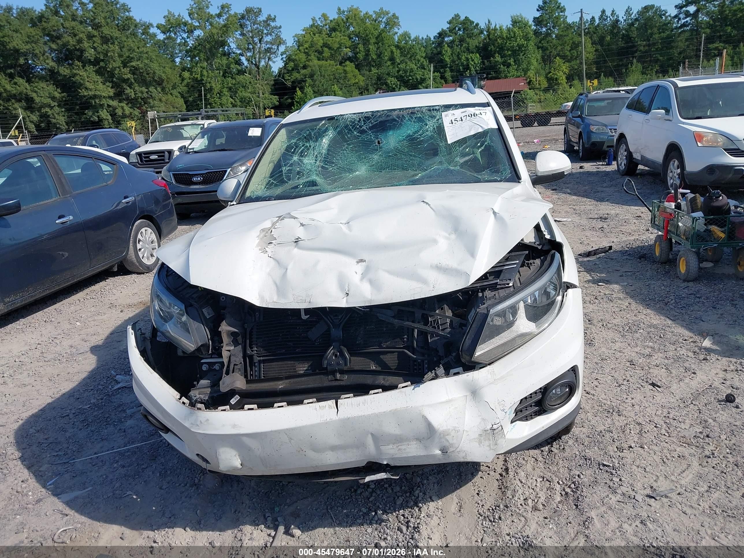 2015 Volkswagen Tiguan Sel Белый vin: WVGAV7AX9FW558635