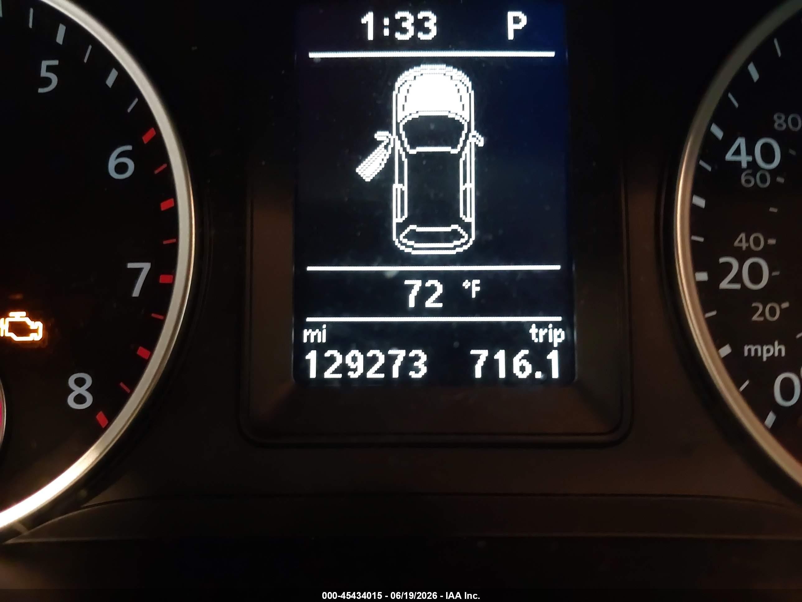 2015 Volkswagen Tiguan S White vin: WVGAV7AX9FW604299