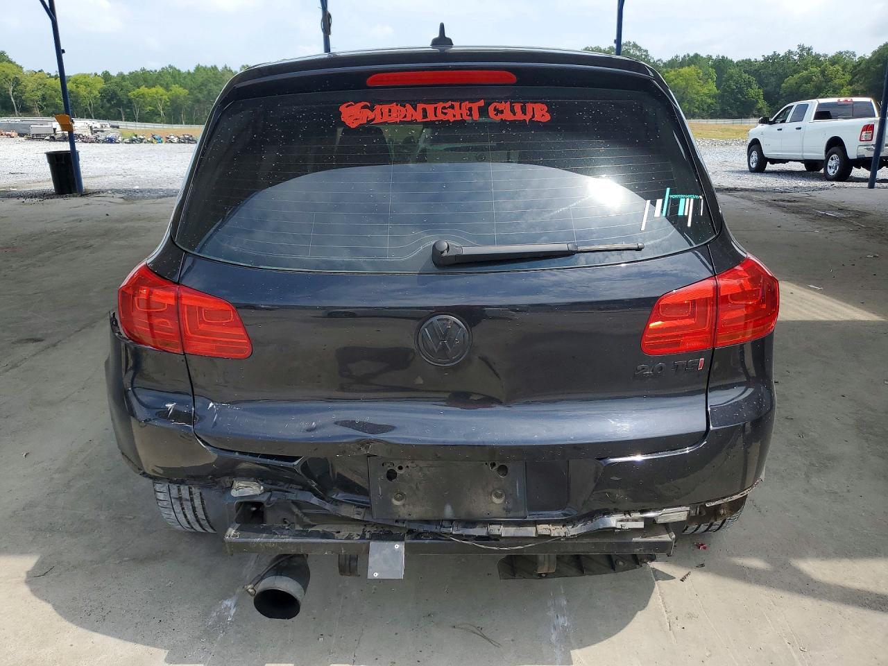 2015 Volkswagen Tiguan S Black vin: WVGAV7AX9FW615657