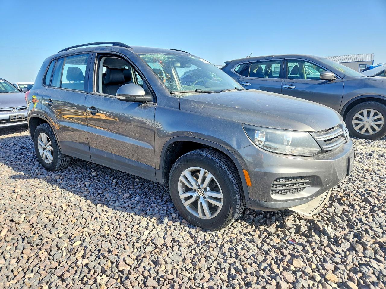 2016 Volkswagen Tiguan S Gray vin: WVGAV7AX9GW531498