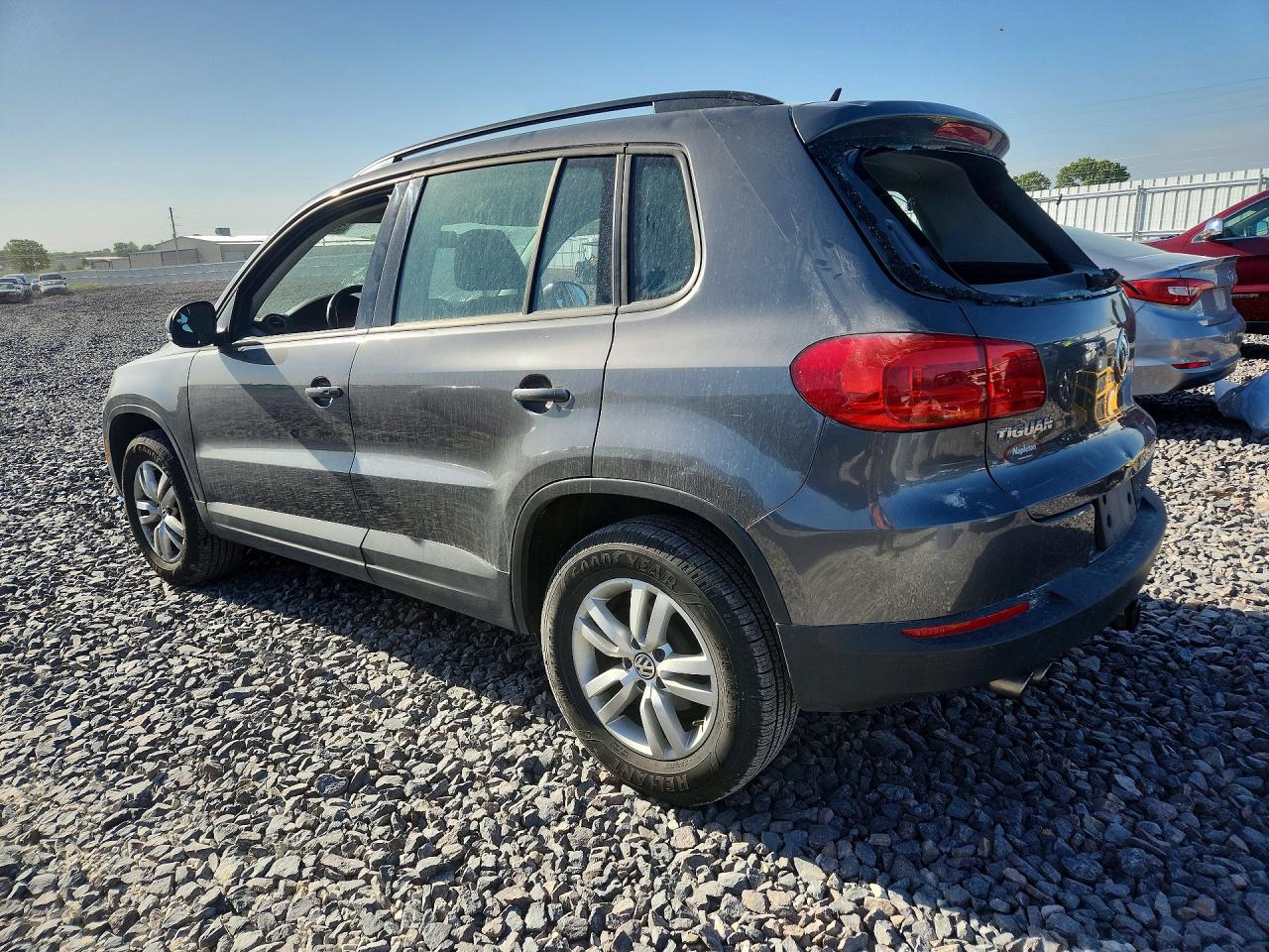 2016 Volkswagen Tiguan S Gray vin: WVGAV7AX9GW531498