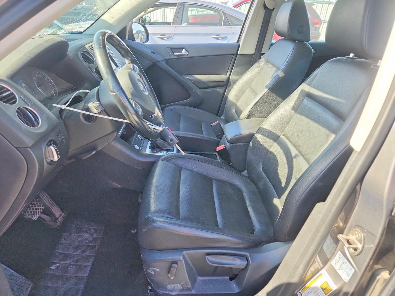 2016 Volkswagen Tiguan S Gray vin: WVGAV7AX9GW531498