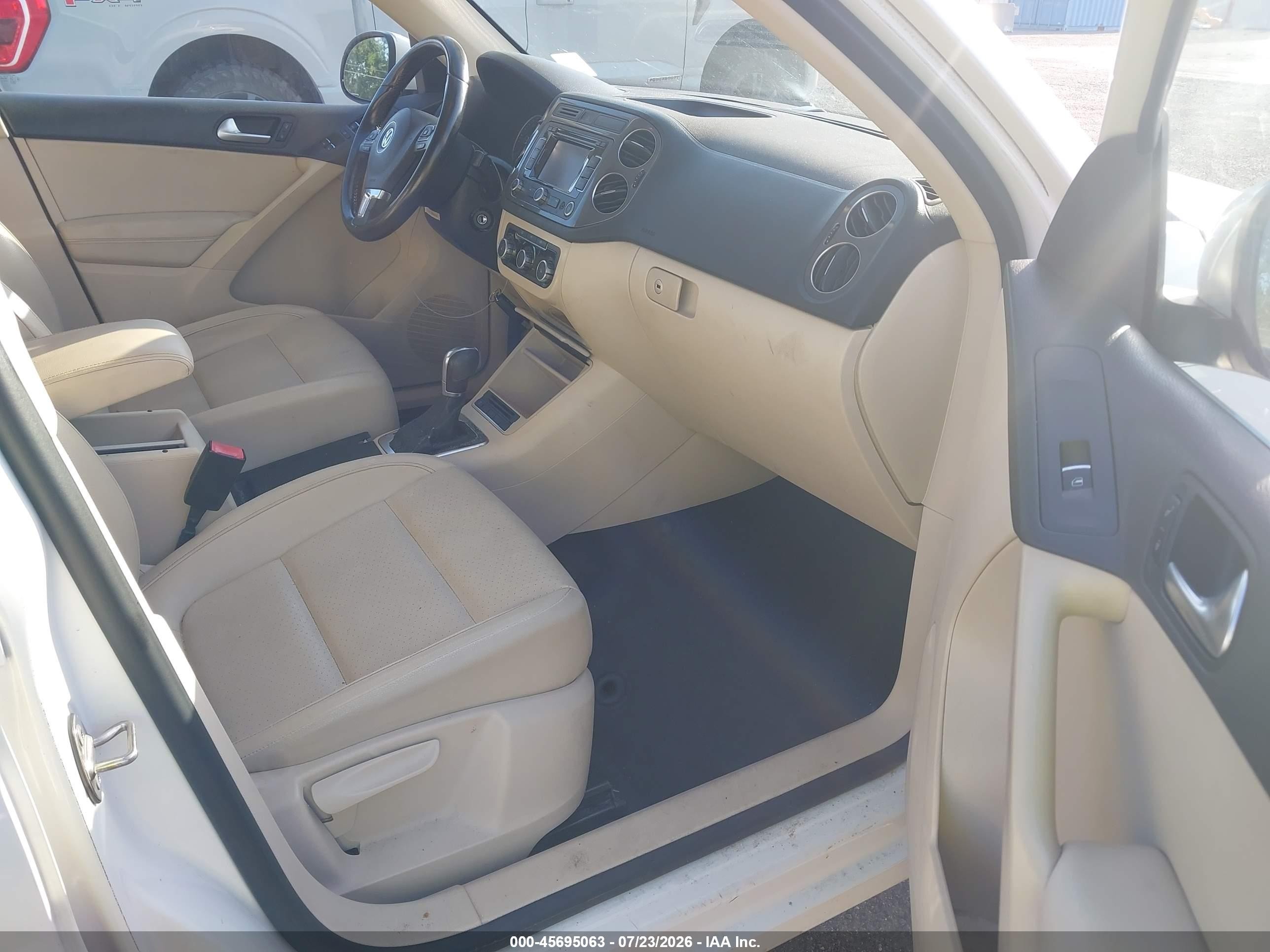 2012 Volkswagen Tiguan Se Yellow vin: WVGAV7AXXCW503672