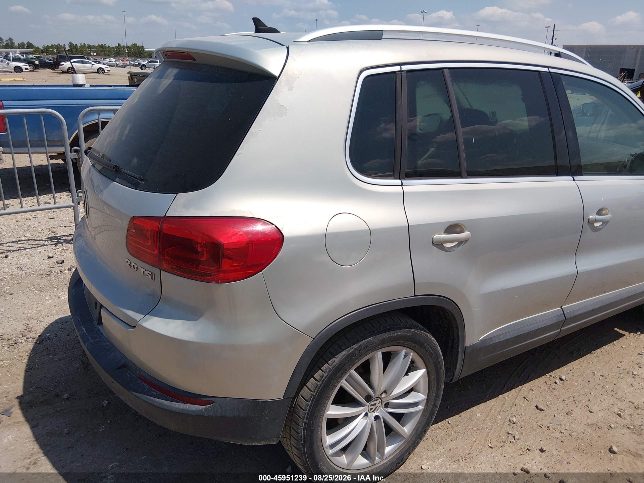 2012 Volkswagen Tiguan Se Серебряный vin: WVGAV7AXXCW515188
