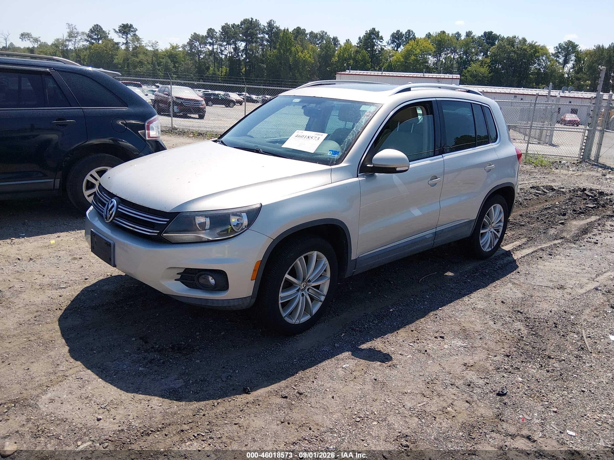 2012 Volkswagen Tiguan Se Silver vin: WVGAV7AXXCW555870