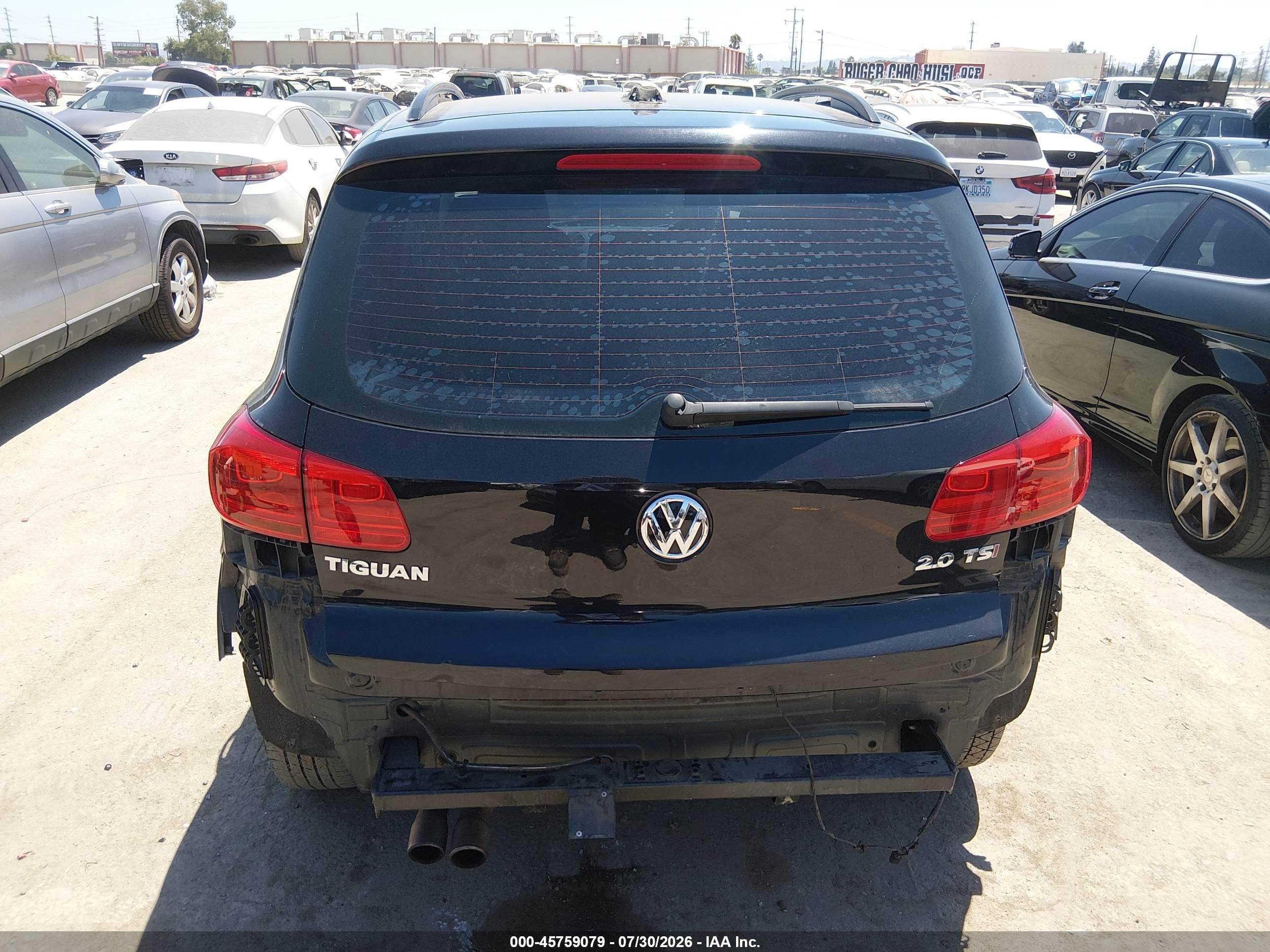 2015 Volkswagen Tiguan S Black vin: WVGAV7AXXFW566632