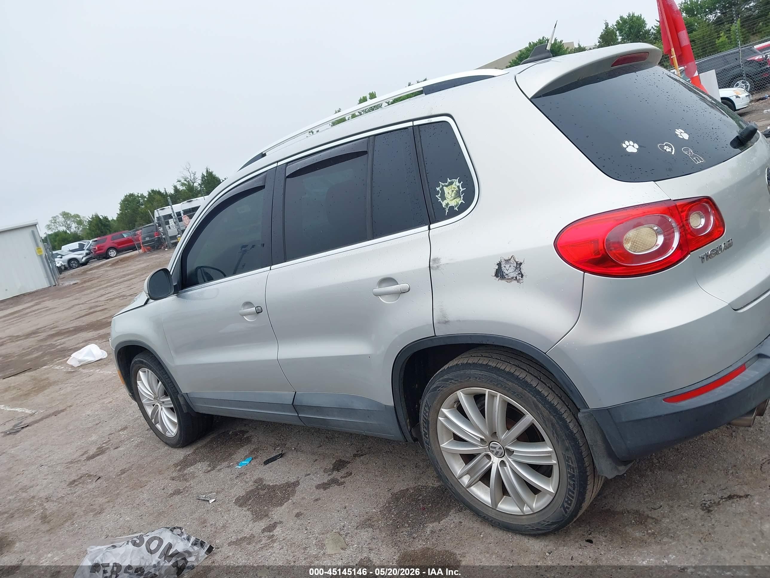 2009 Volkswagen Tiguan Sel Silver vin: WVGAV95NX9W530447