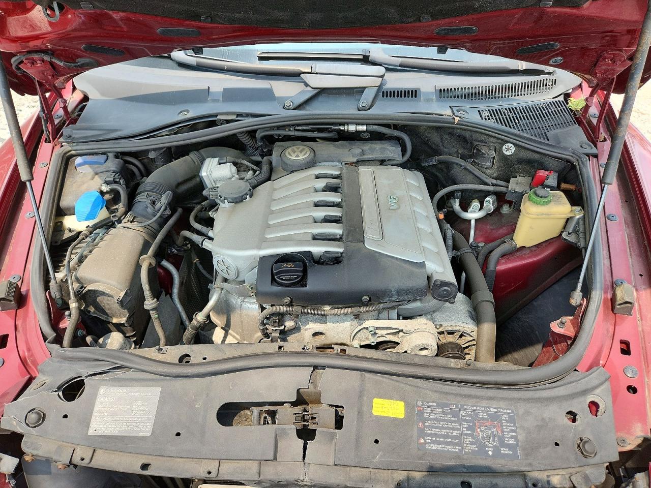 2004 Volkswagen Touareg 3.2 Red vin: WVGBC67L04D022738