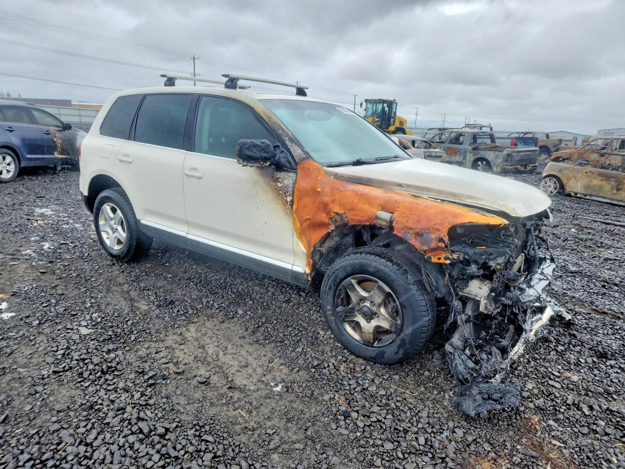 2004 Volkswagen Touareg 3.2 White vin: WVGBC67L24D016813