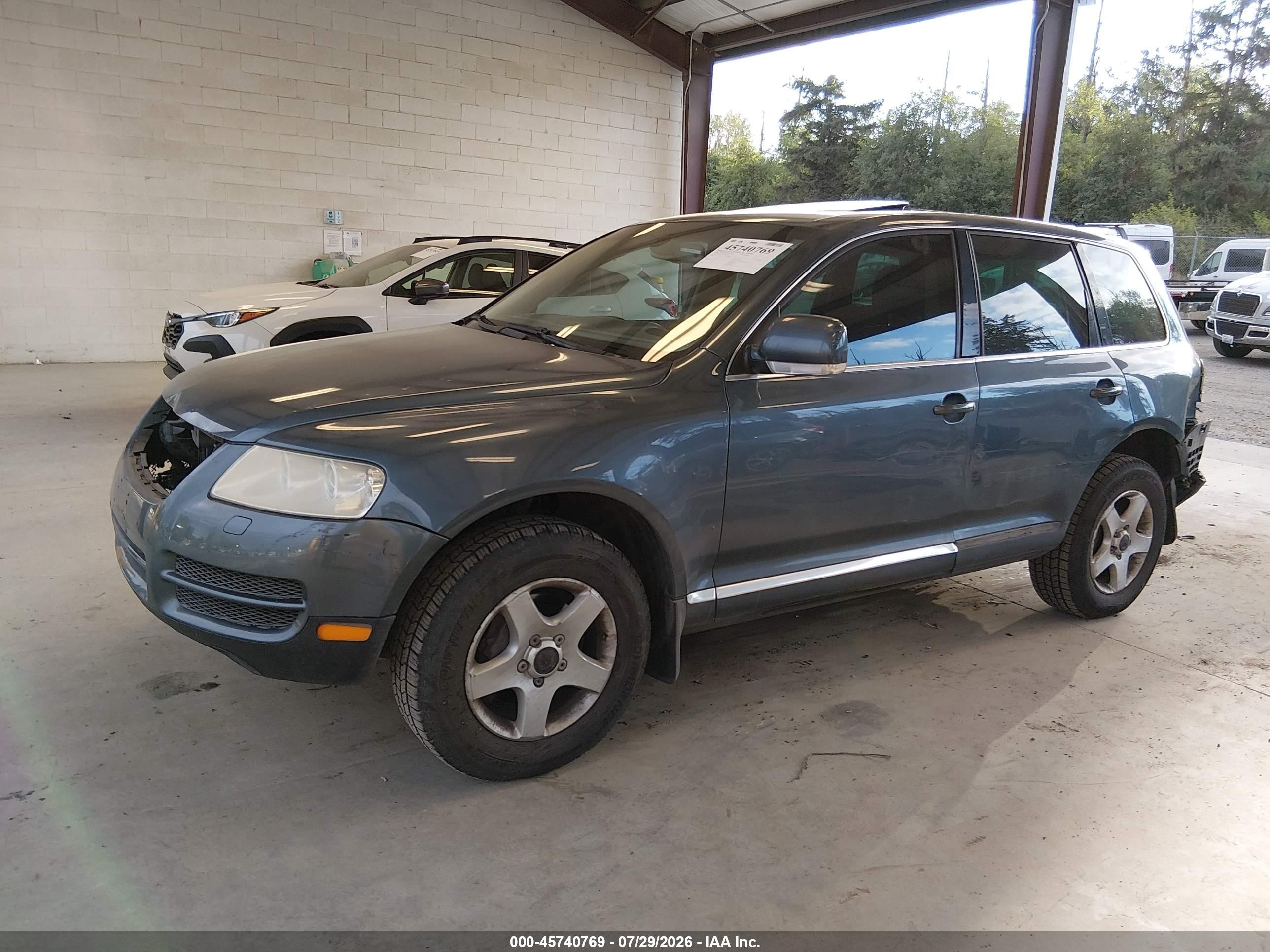 2004 Volkswagen Touareg V6 Gray vin: WVGBC67L24D020733