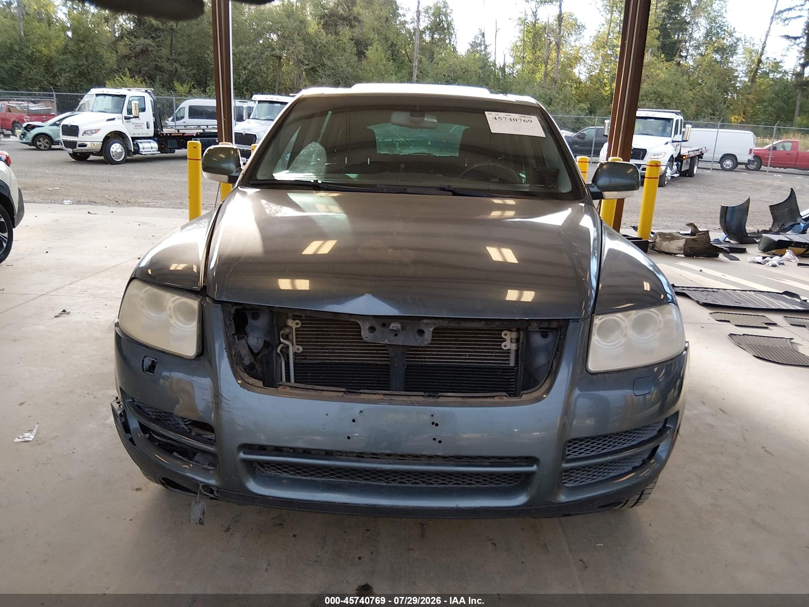 2004 Volkswagen Touareg V6 Gray vin: WVGBC67L24D020733