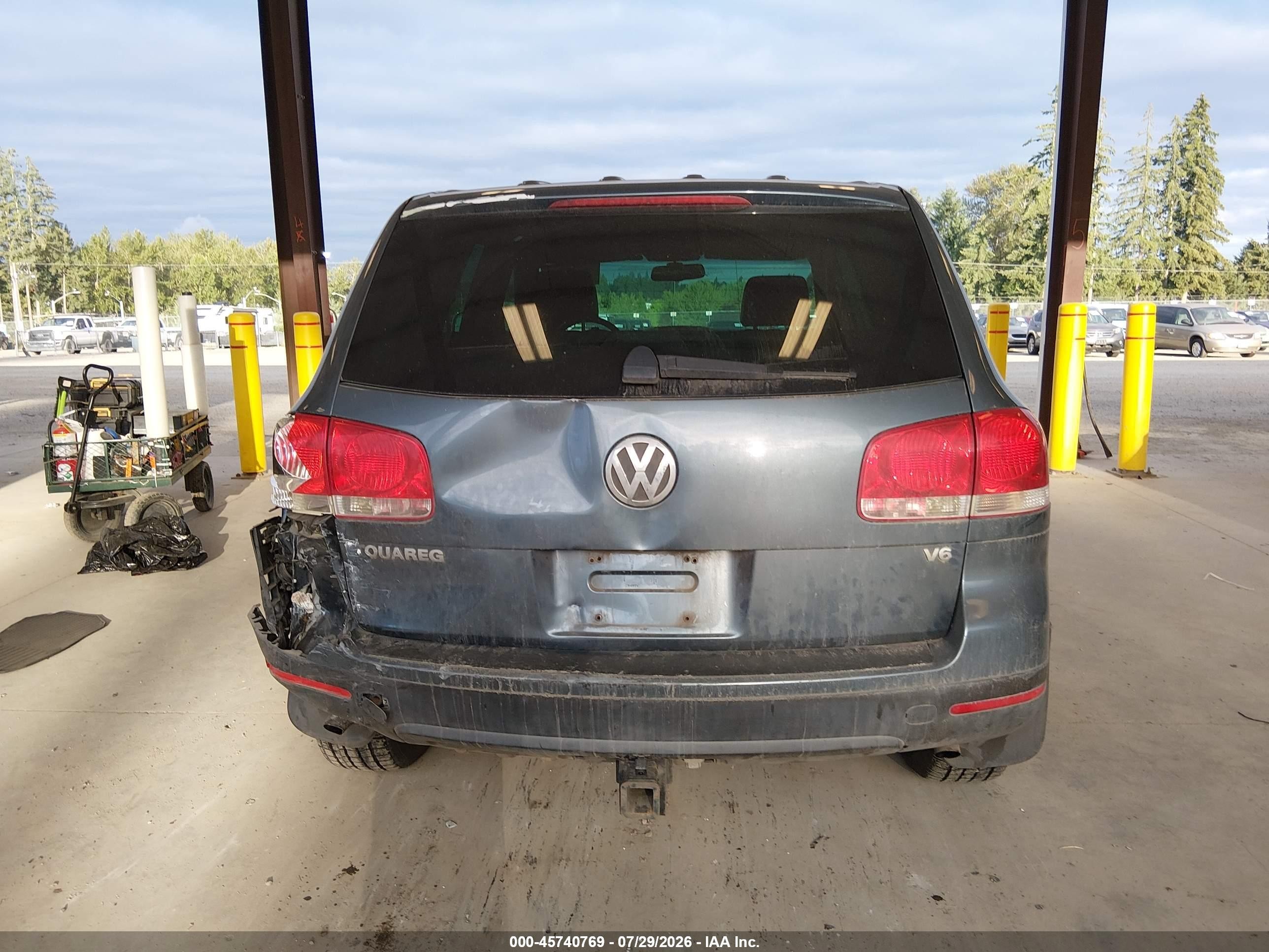 2004 Volkswagen Touareg V6 Gray vin: WVGBC67L24D020733