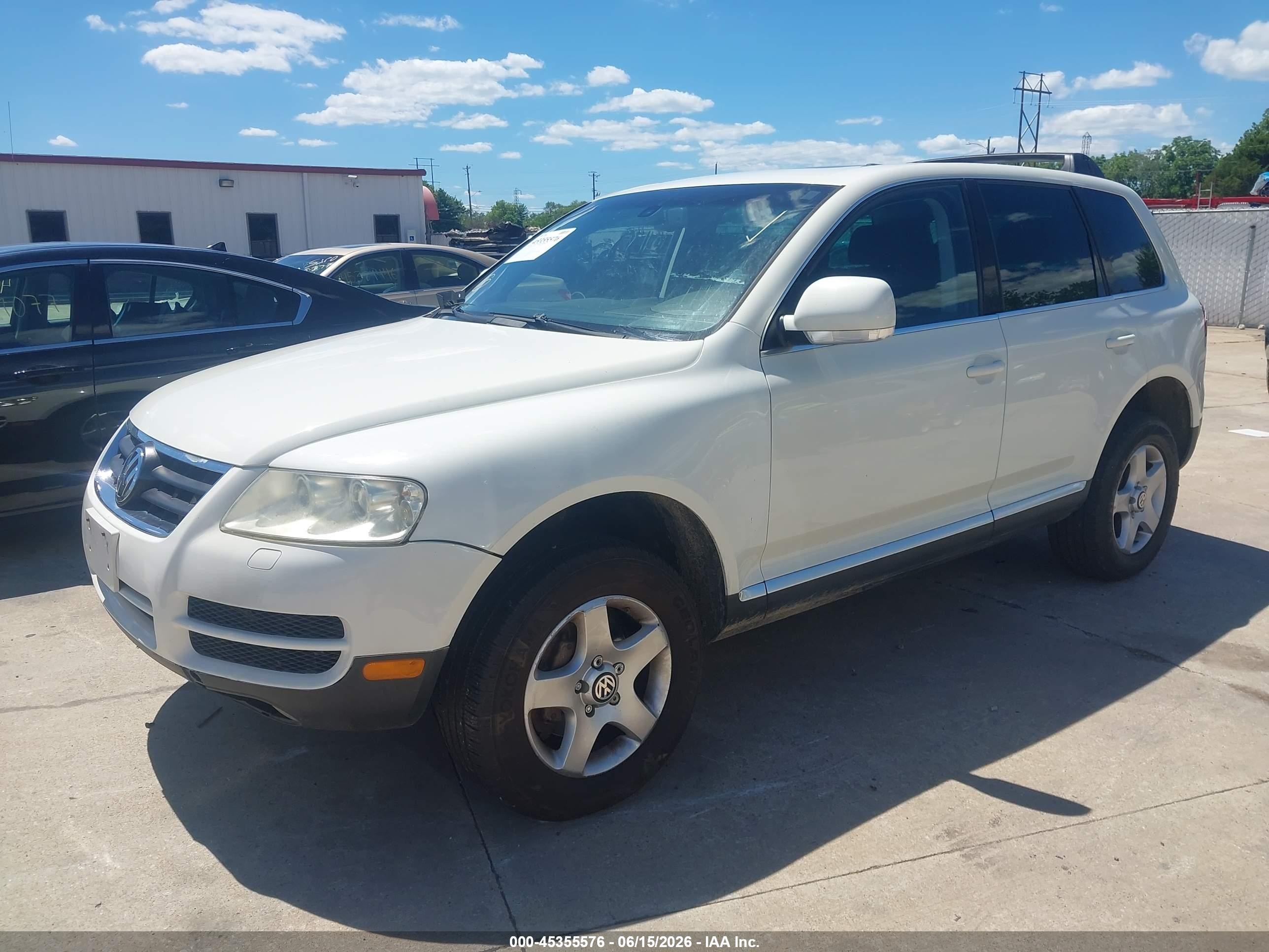 2004 Volkswagen Touareg V6 White vin: WVGBC67L94D034693