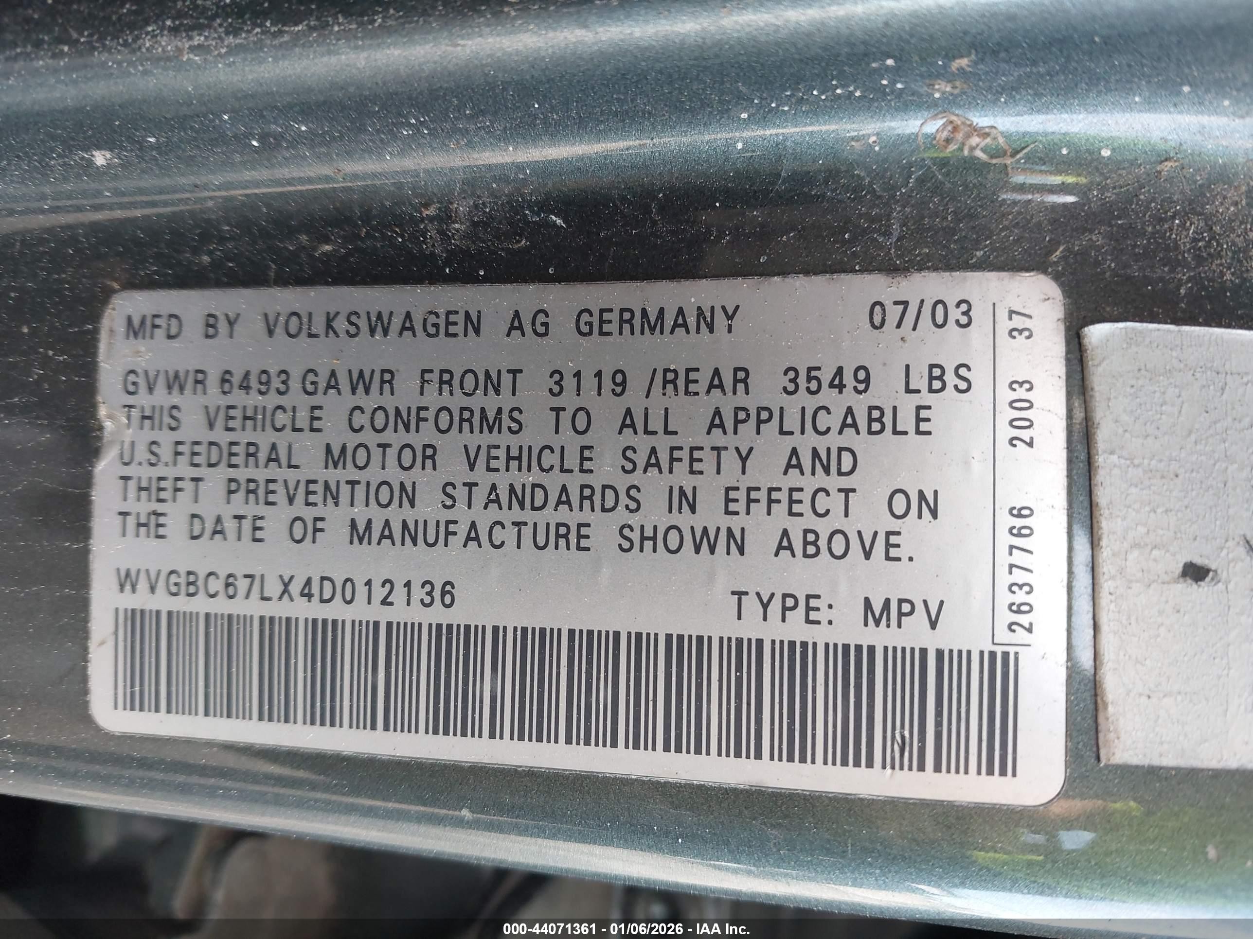 2004 Volkswagen Touareg V6 Green vin: WVGBC67LX4D012136