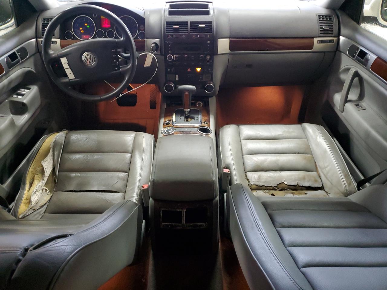 2004 Volkswagen Touareg 3.2 Белый vin: WVGBC77L64D078530