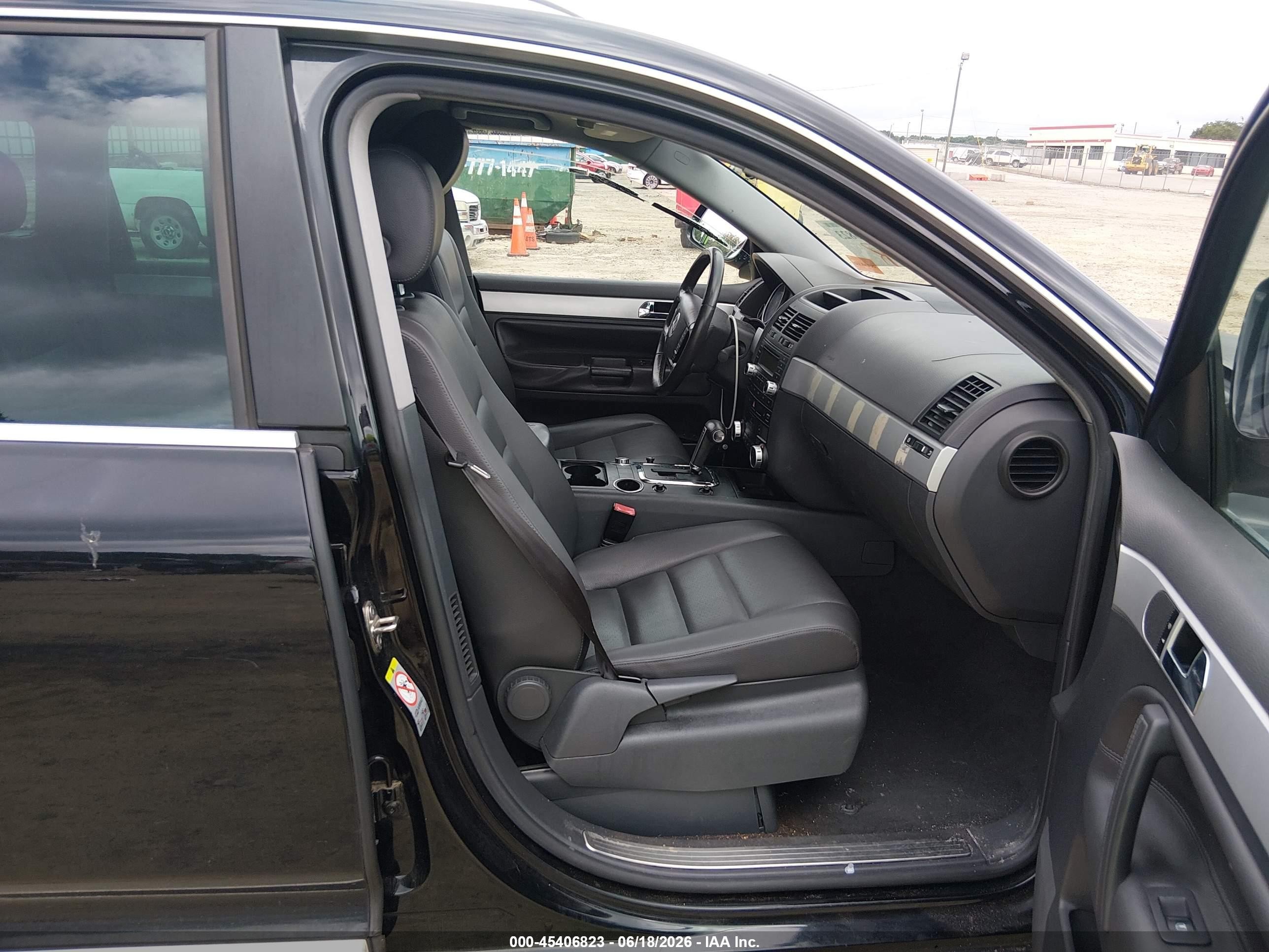 2009 Volkswagen Touareg 2 Vr6 Fsi Black vin: WVGBE77L09D001850