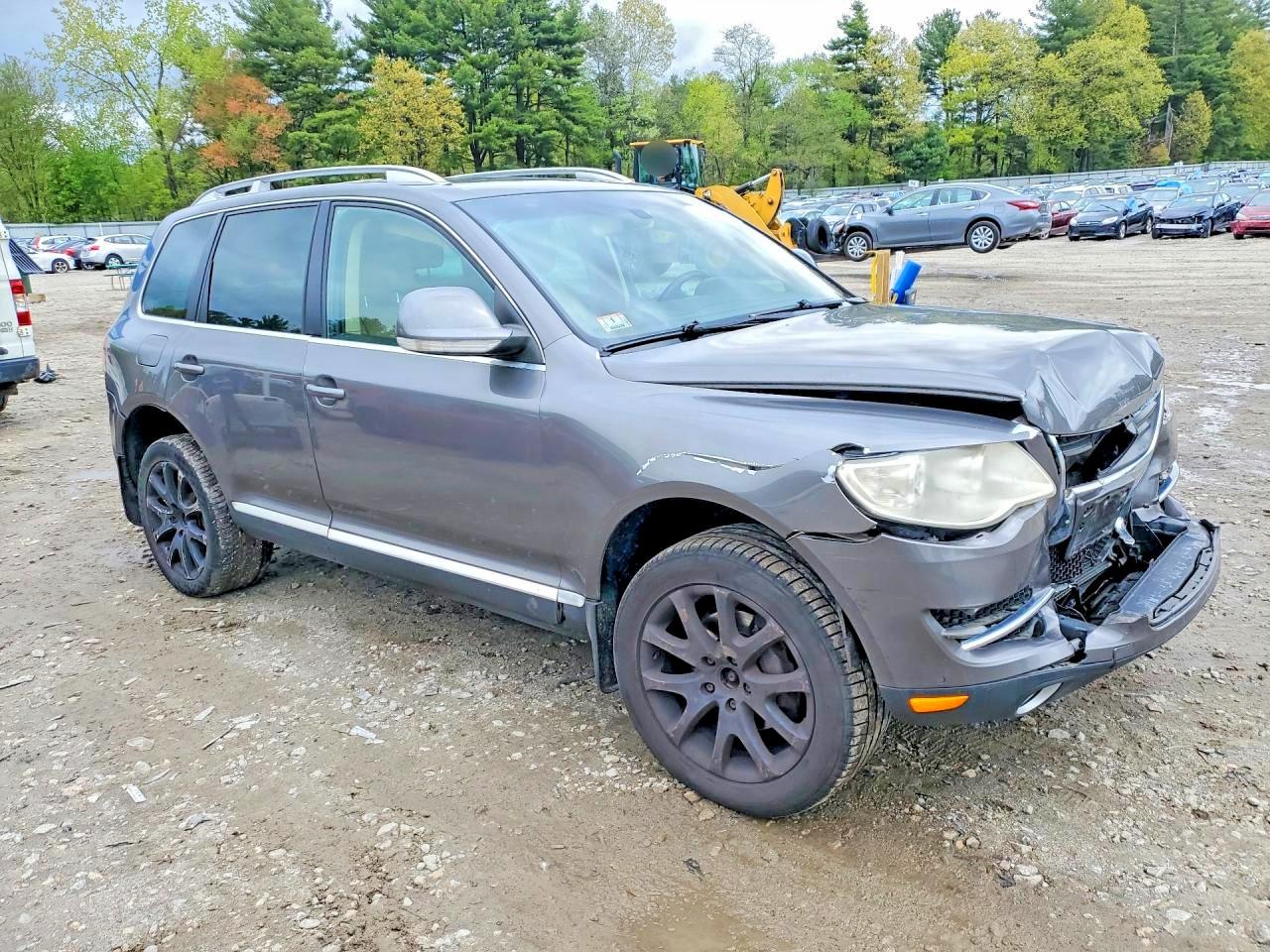 2009 Volkswagen Touareg 2 V6 Charcoal vin: WVGBE77L49D024418