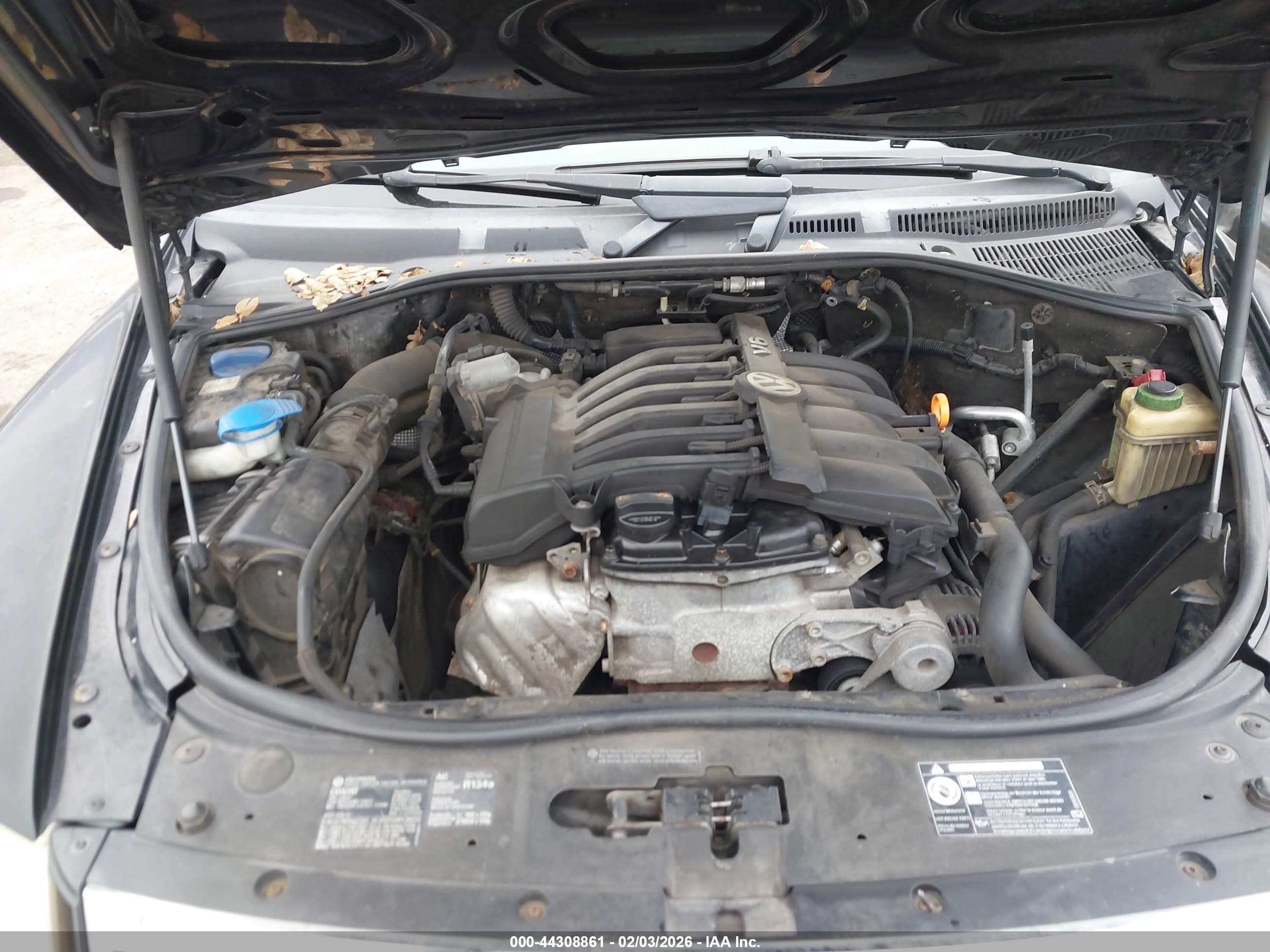 2008 Volkswagen Touareg 2 Vr6 Fsi Черный vin: WVGBE77L68D071500