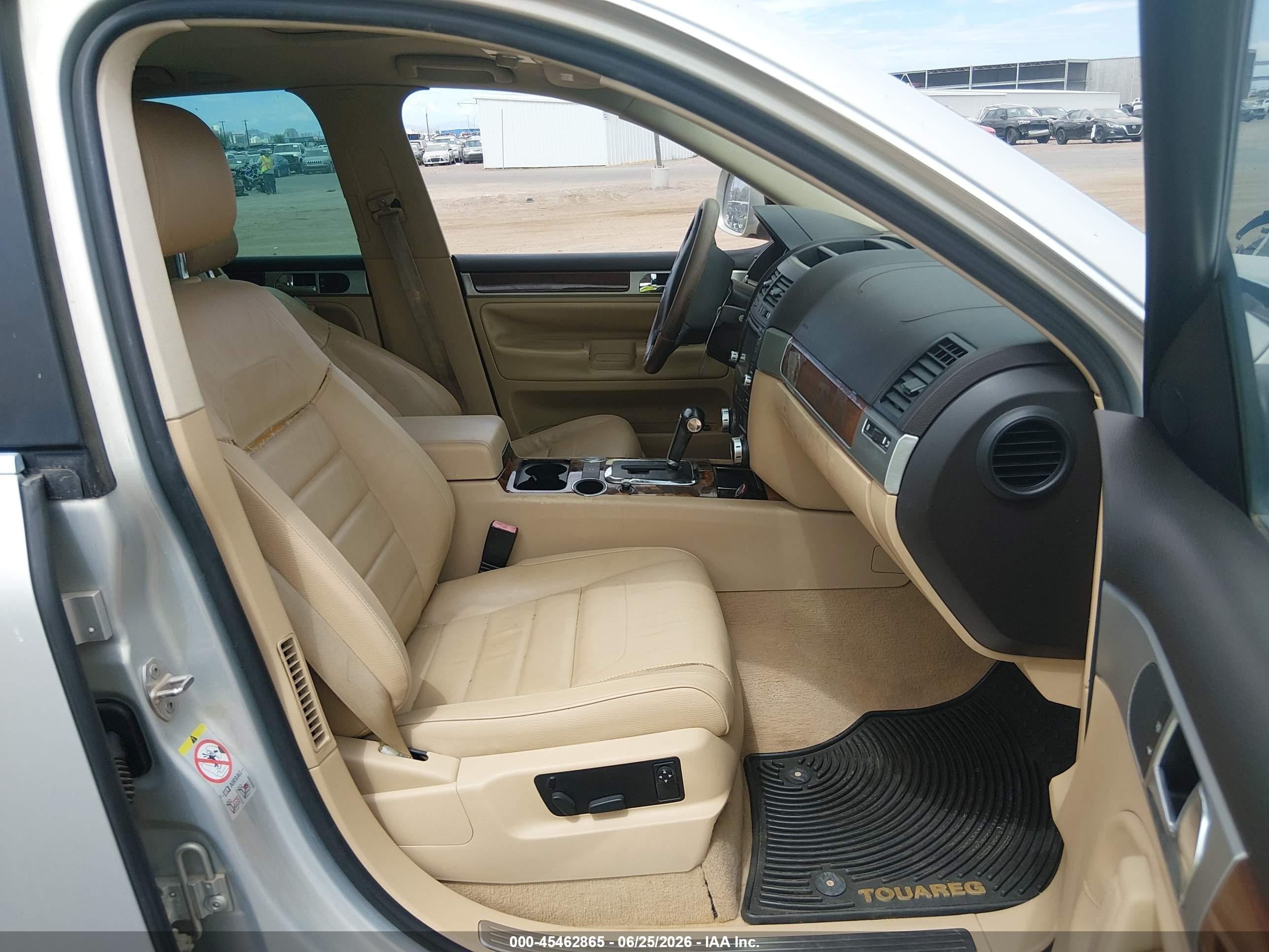 2009 Volkswagen Touareg 2 Vr6 Fsi Silver vin: WVGBE77L69D016899
