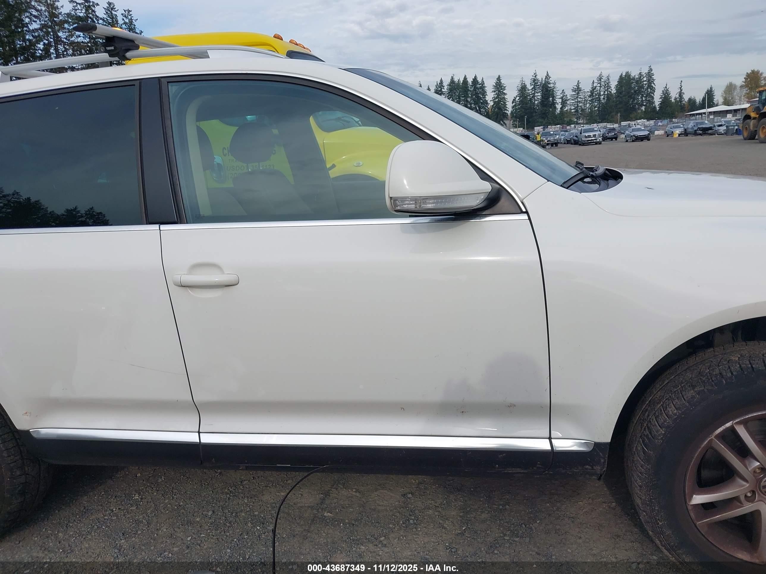 2008 Volkswagen Touareg 2 Vr6 Fsi Бежевый vin: WVGBE77L88D000864