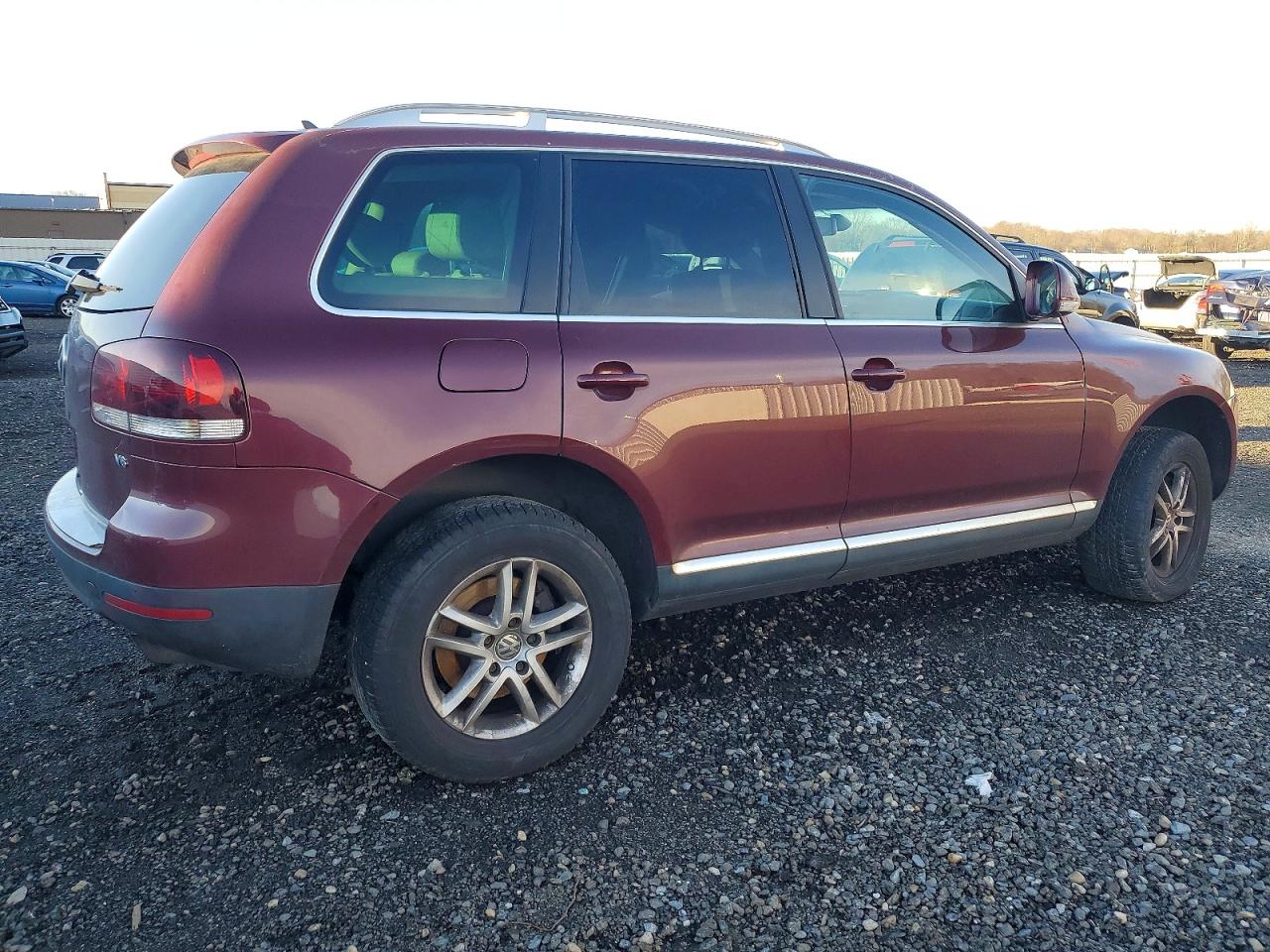 2008 Volkswagen Touareg 2 V6 Красный vin: WVGBE77L98D012084