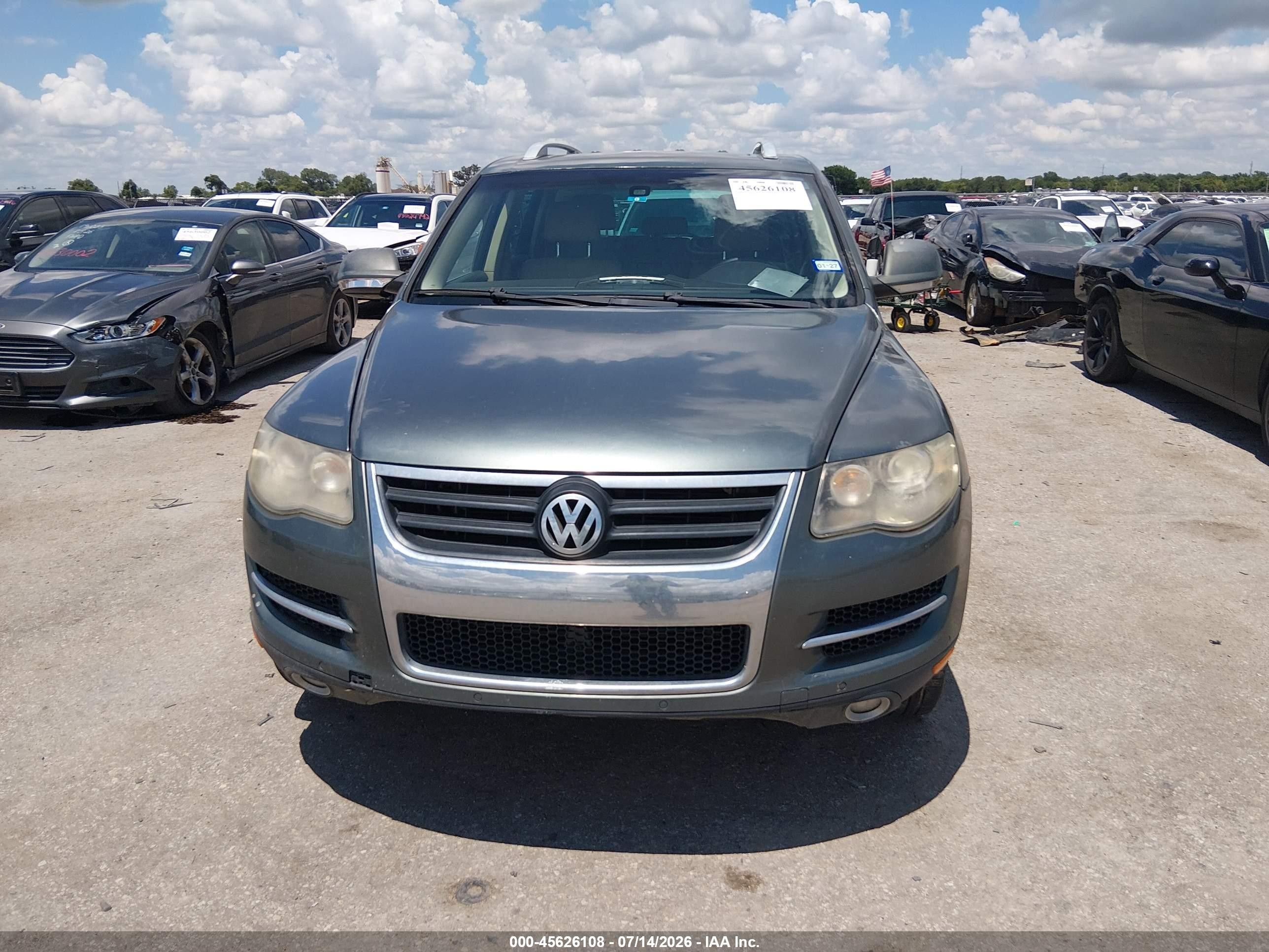 2008 Volkswagen Touareg 2 Vr6 Fsi Gray vin: WVGBE77LX8D006049