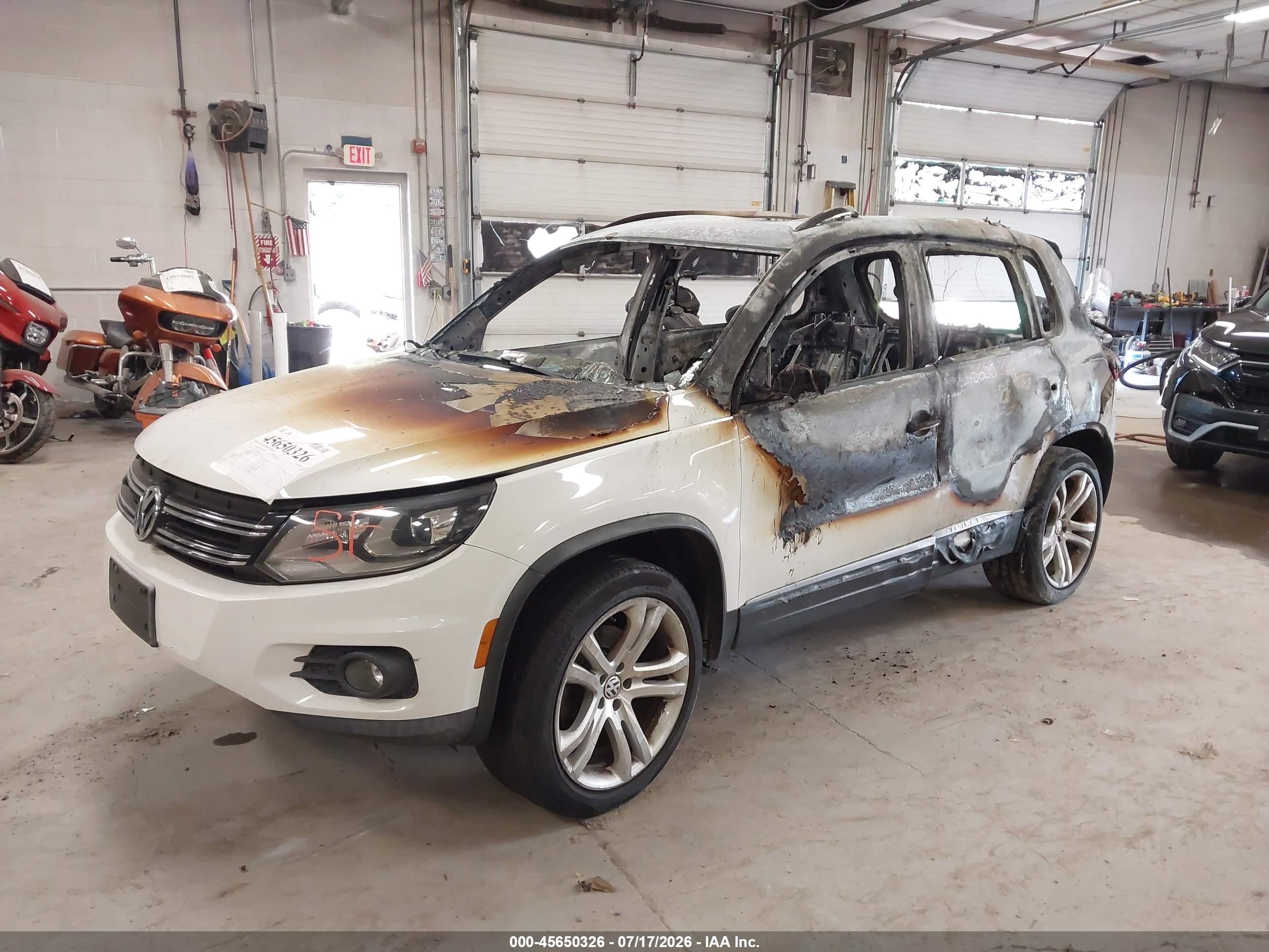 2013 Volkswagen Tiguan Sel White vin: WVGBV3AX0DW057840