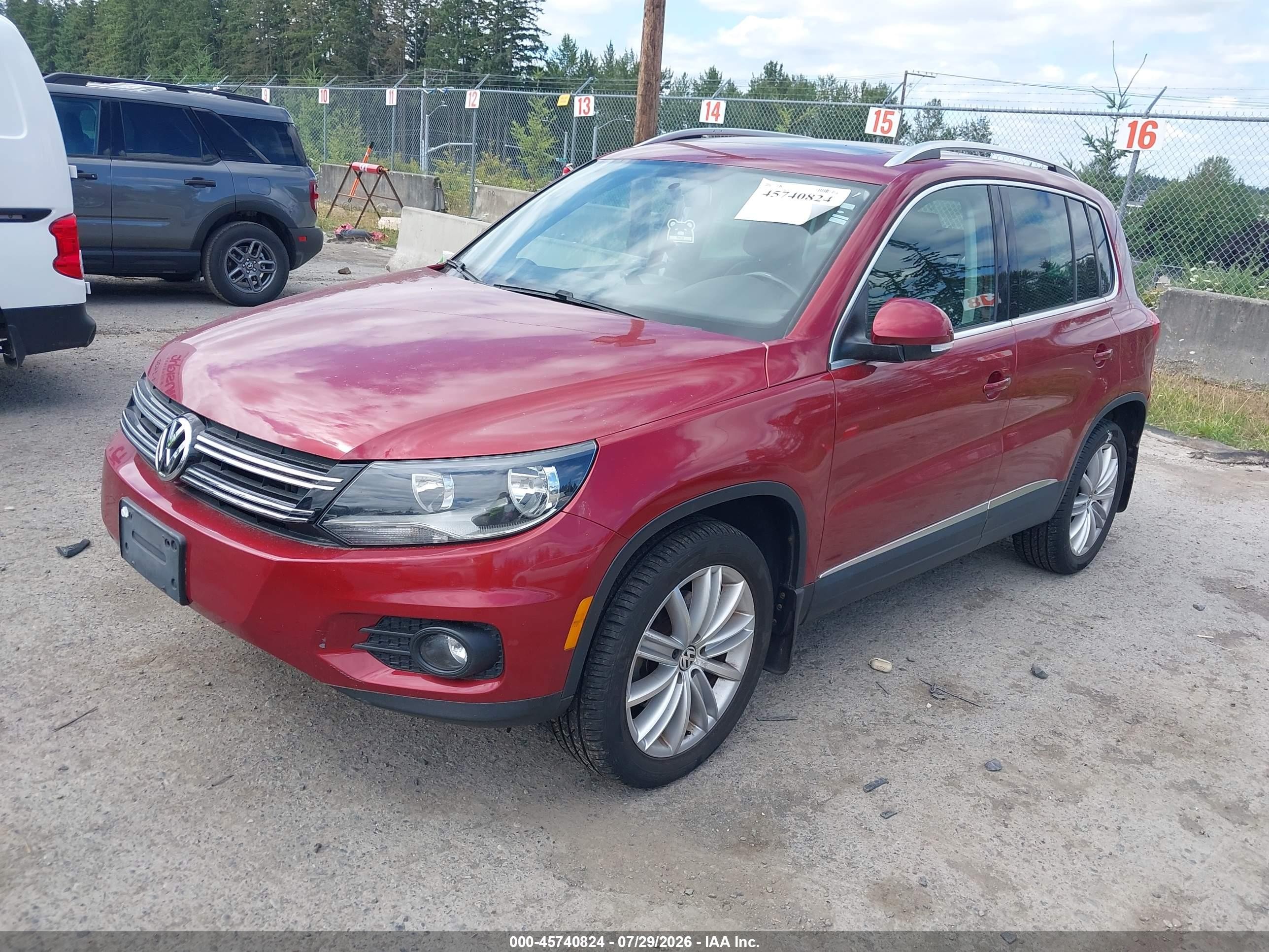 2013 Volkswagen Tiguan Se Red vin: WVGBV3AX0DW113579