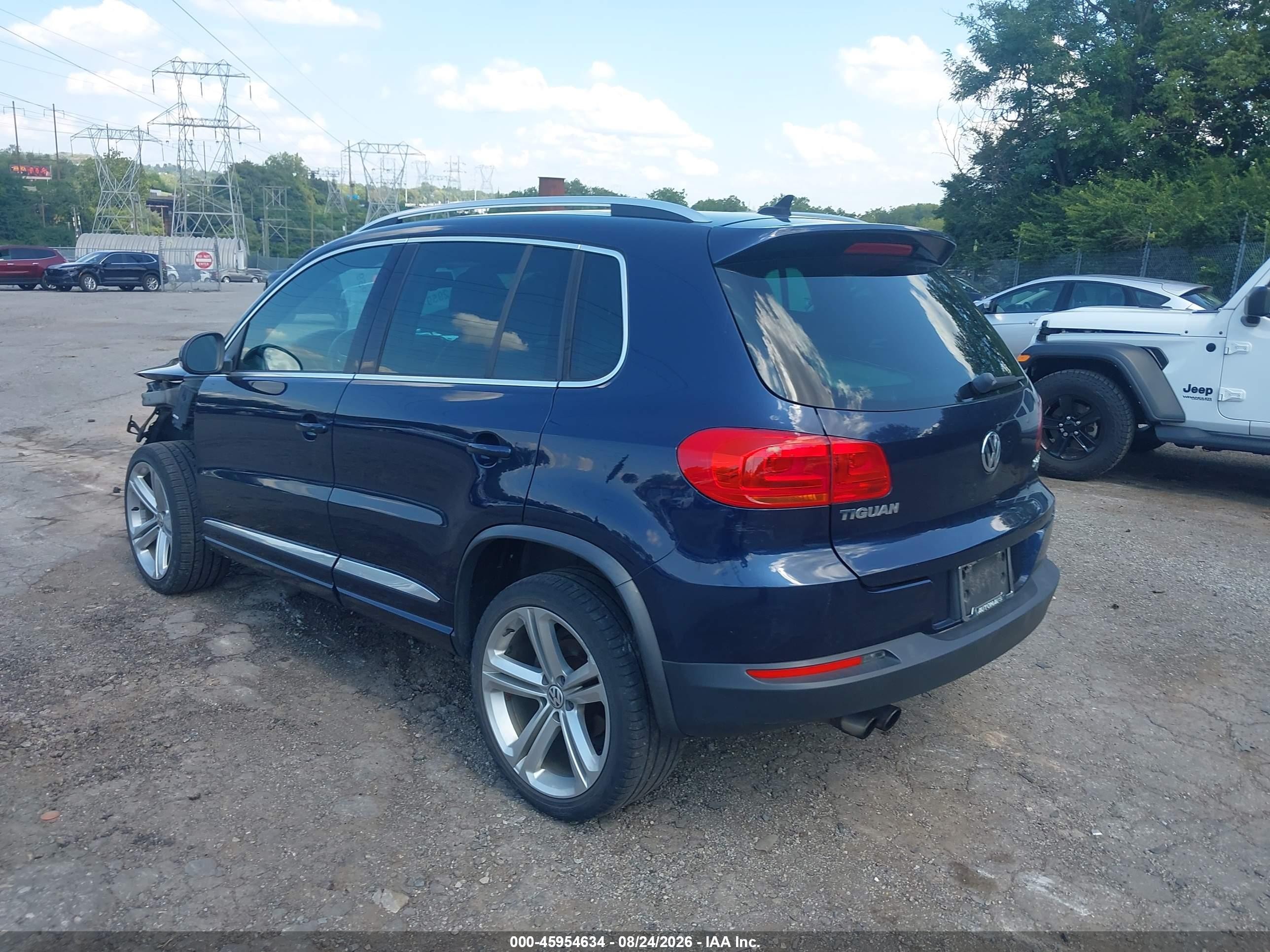 2014 Volkswagen Tiguan R-line Blue vin: WVGBV3AX0EW014472