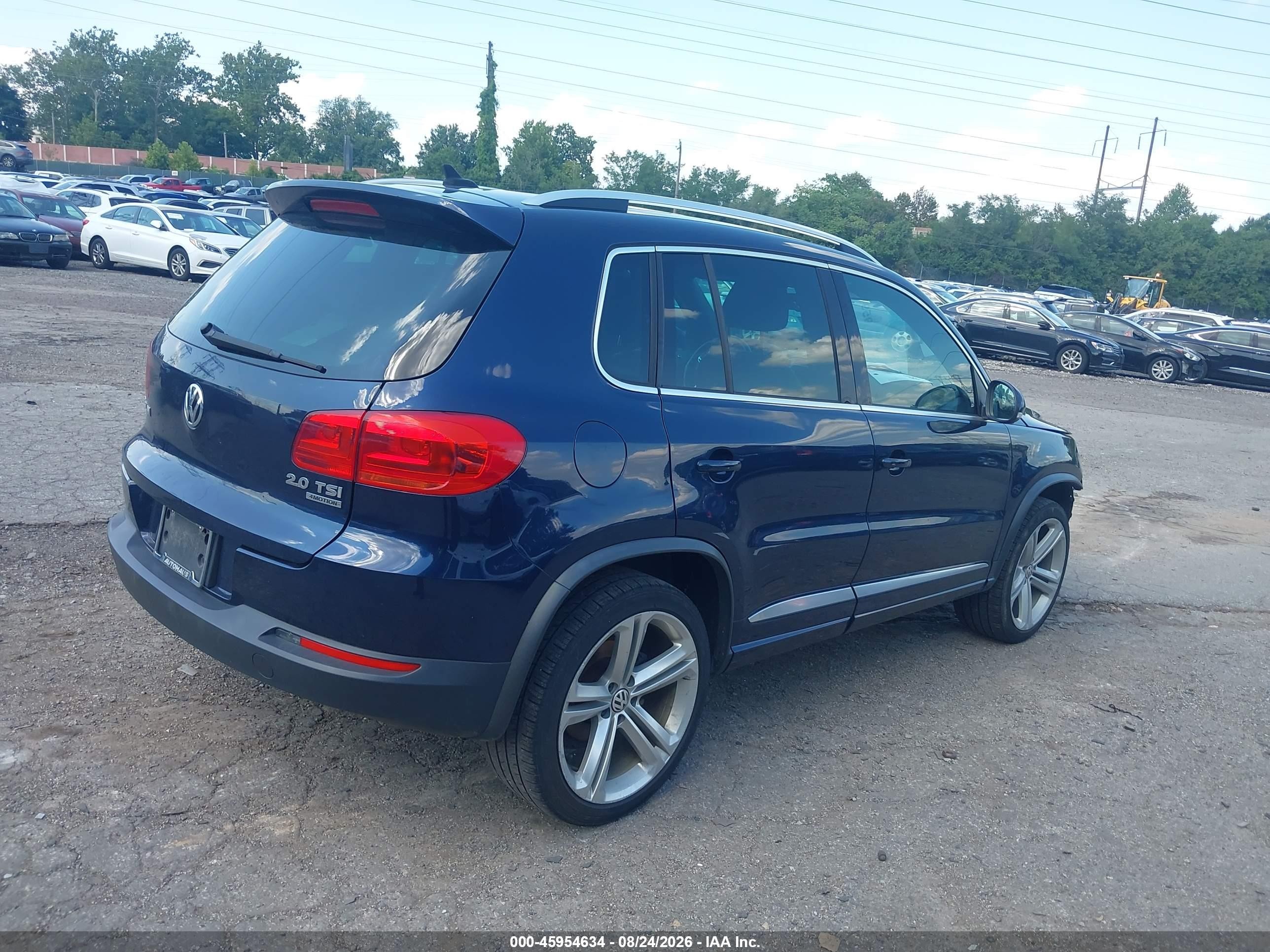 2014 Volkswagen Tiguan R-line Blue vin: WVGBV3AX0EW014472