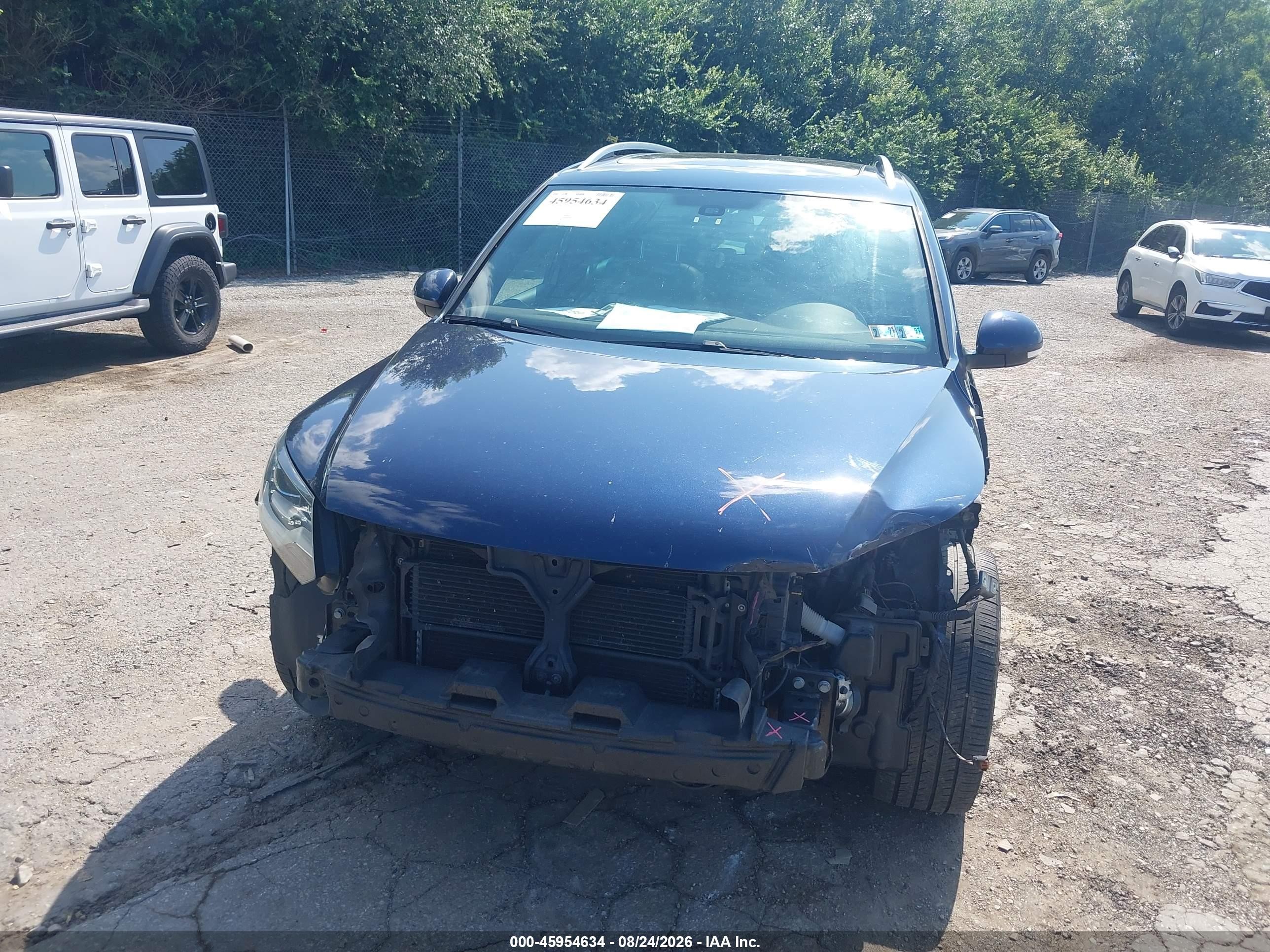 2014 Volkswagen Tiguan R-line Blue vin: WVGBV3AX0EW014472