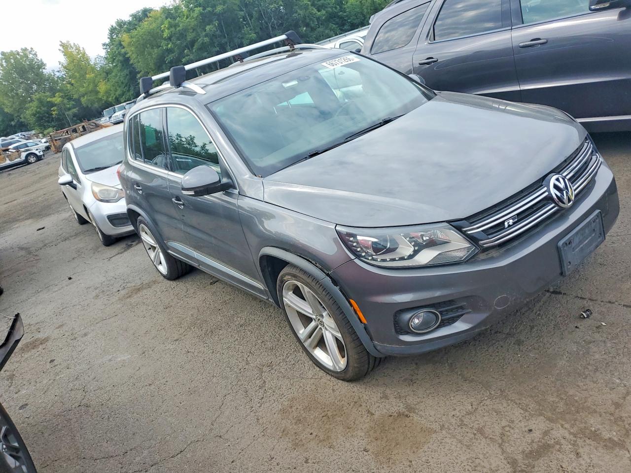 2014 Volkswagen Tiguan S Gray vin: WVGBV3AX0EW015038