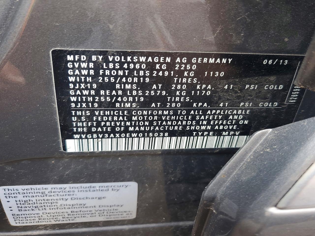 2014 Volkswagen Tiguan S Gray vin: WVGBV3AX0EW015038